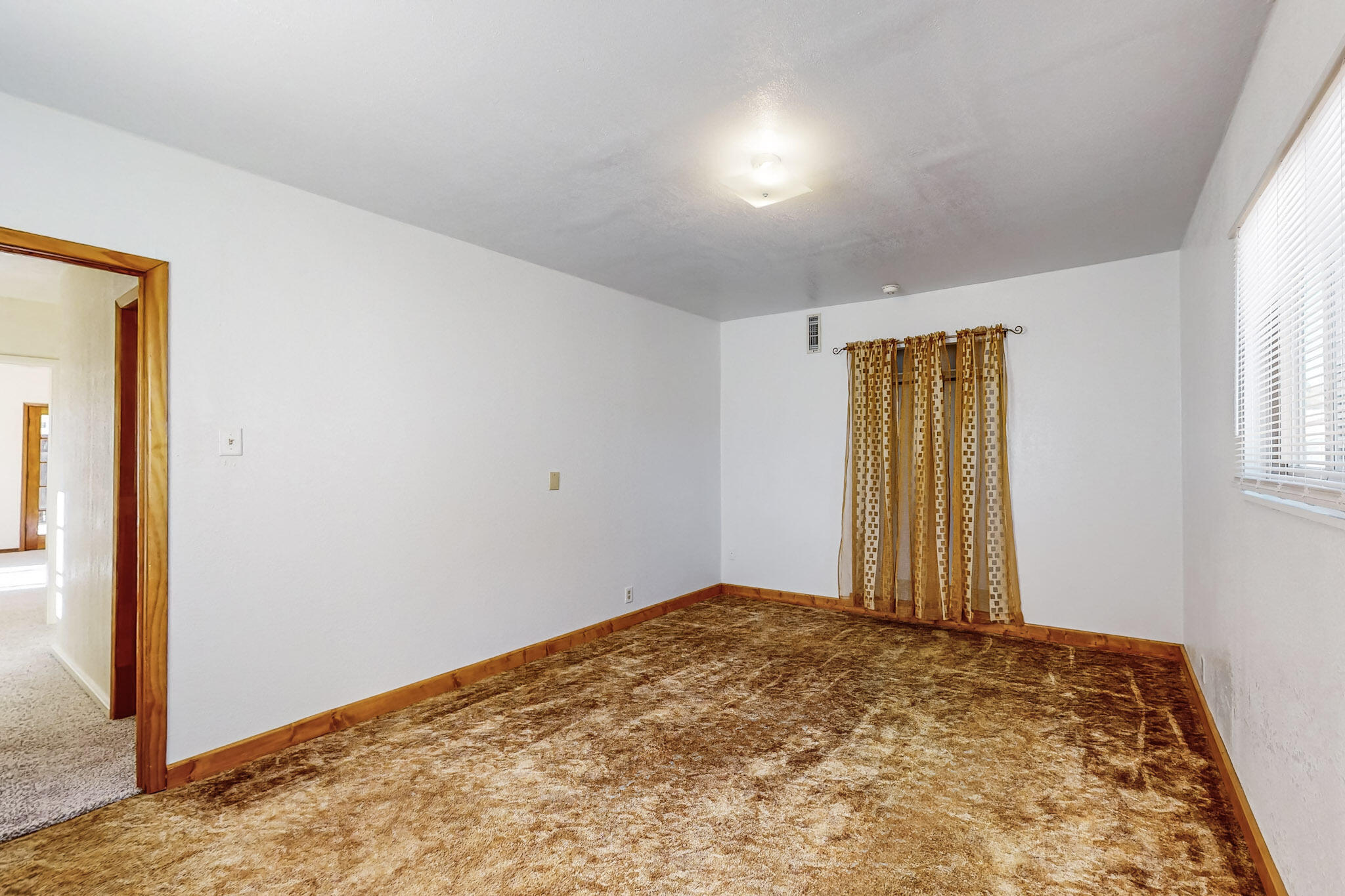 805 Flagstaff Avenue, Grants, New Mexico image 22