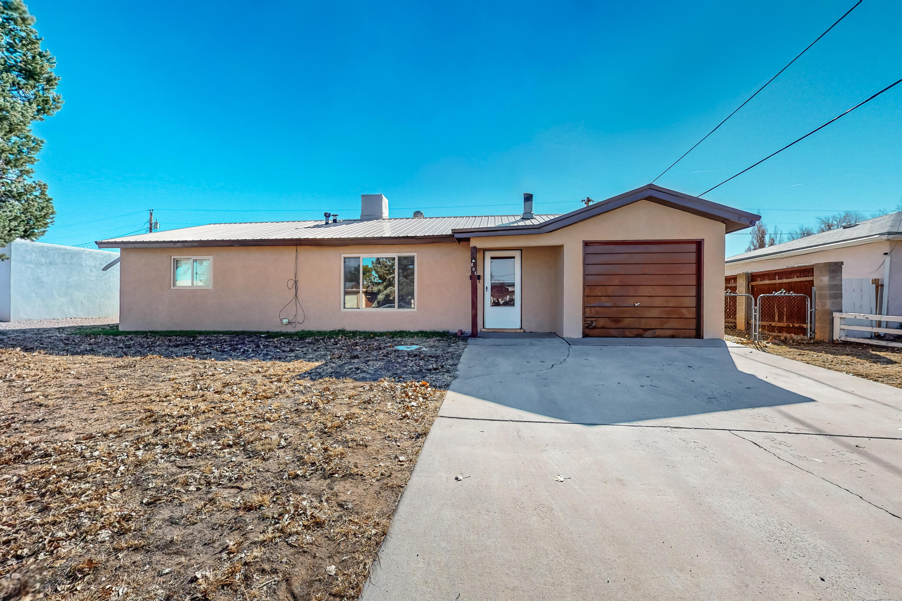 805 Flagstaff Avenue, Grants, New Mexico image 2