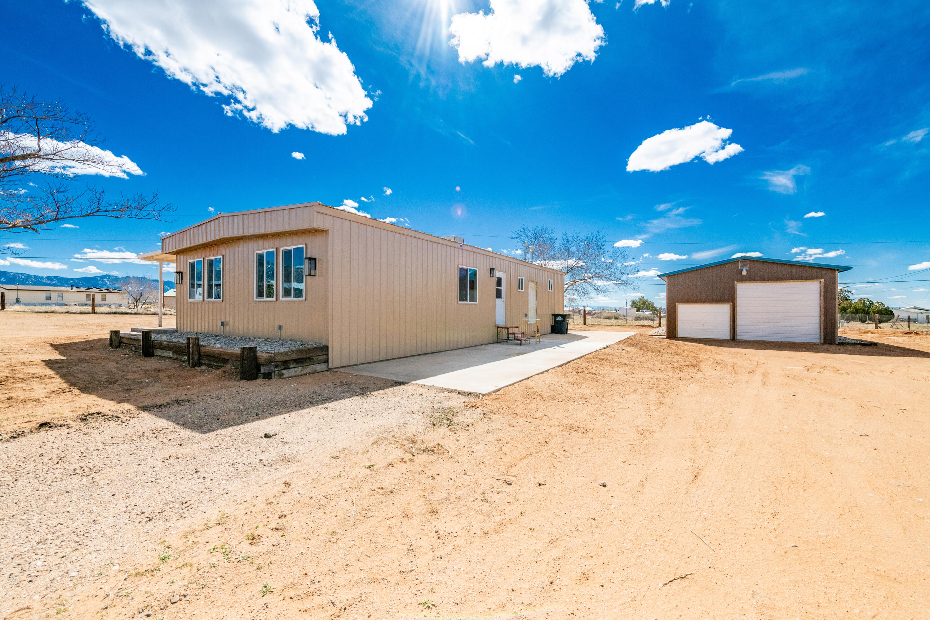 10 Meadow Lake Court, Los Lunas, New Mexico image 8