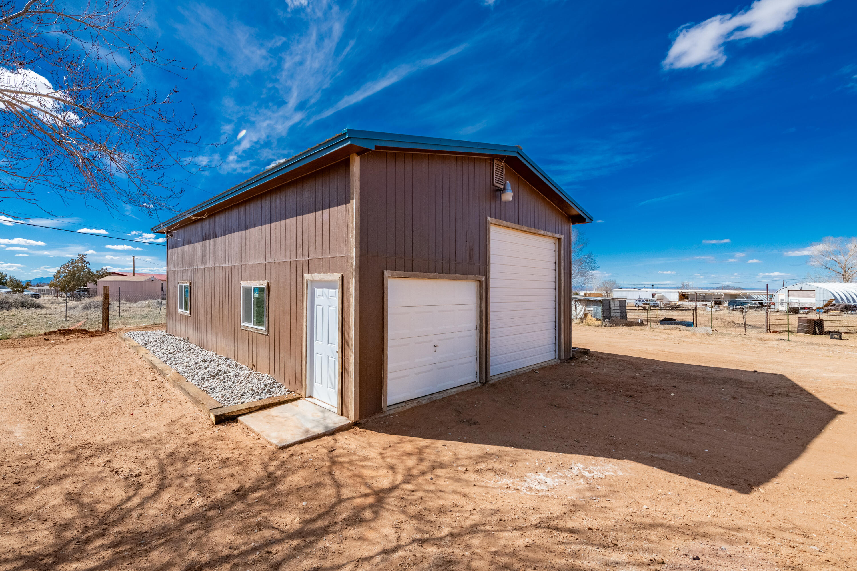 10 Meadow Lake Court, Los Lunas, New Mexico image 6