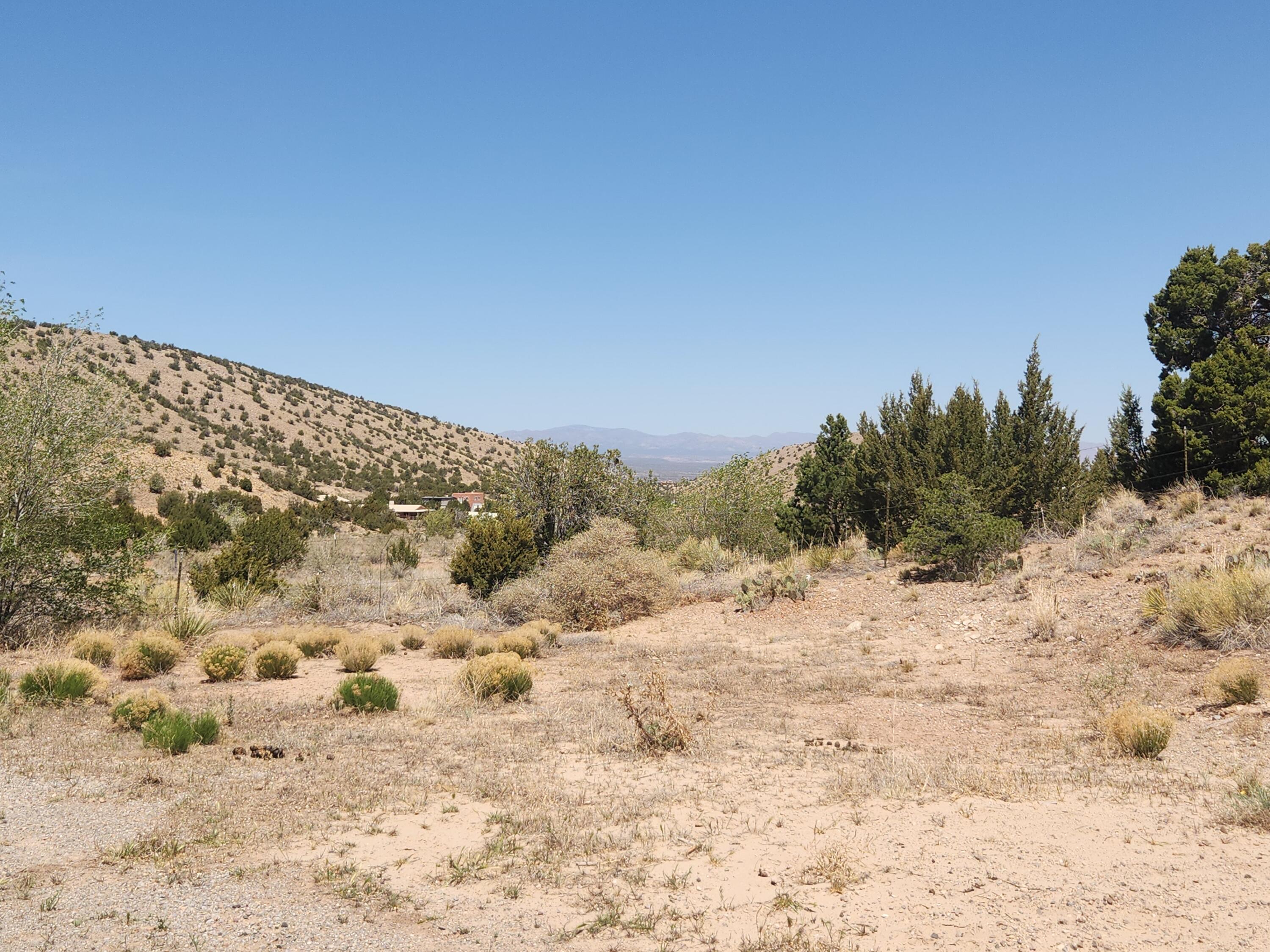 2 VALLE ESCONDIDO