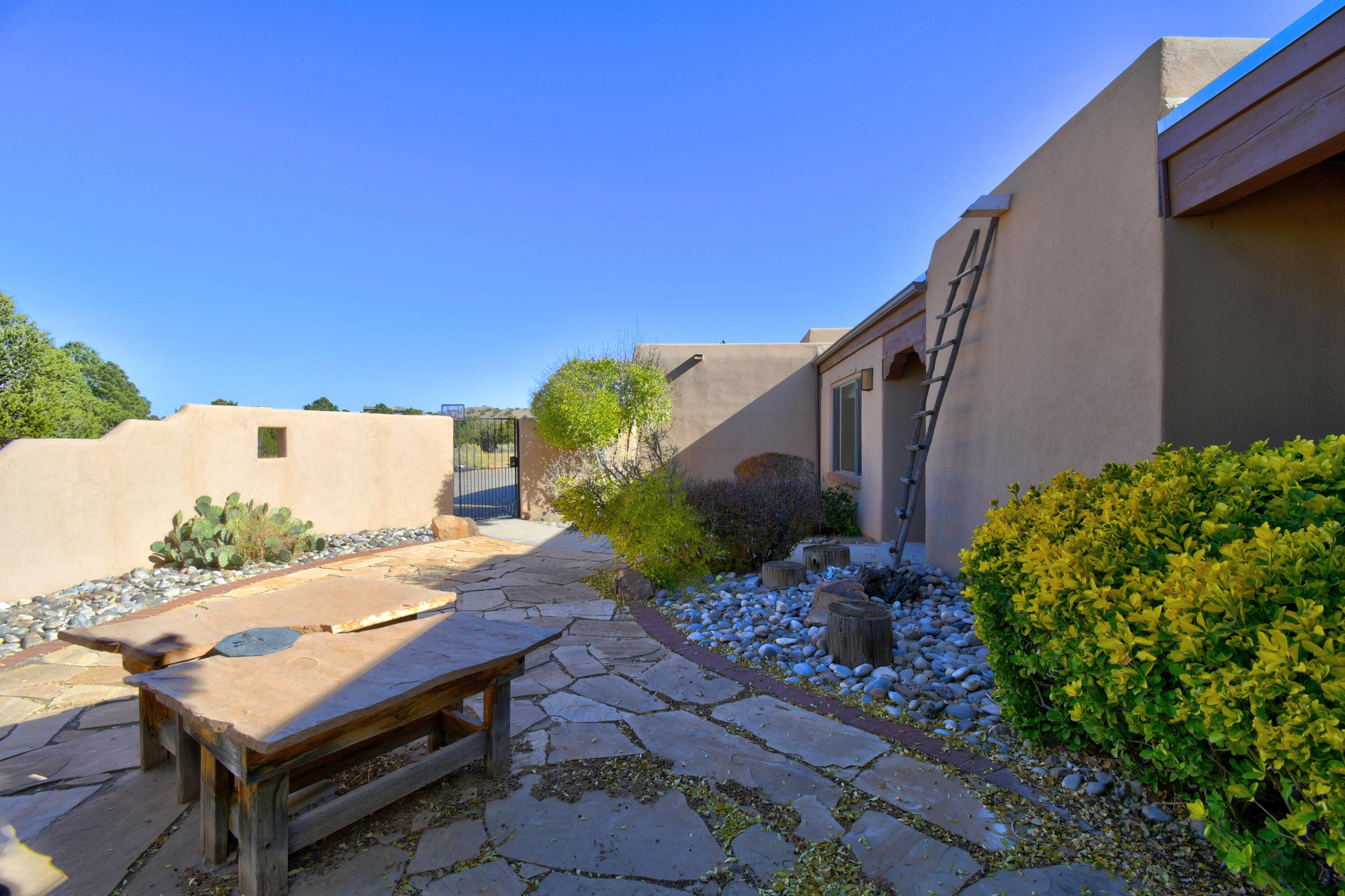 37 Homesteads Road, Placitas, New Mexico image 5