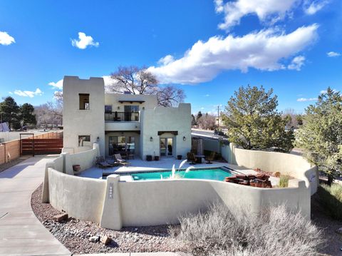 Photo of 5531 Poblanos Court NW, Albuquerque, NM 87107 (MLS # 1098954)