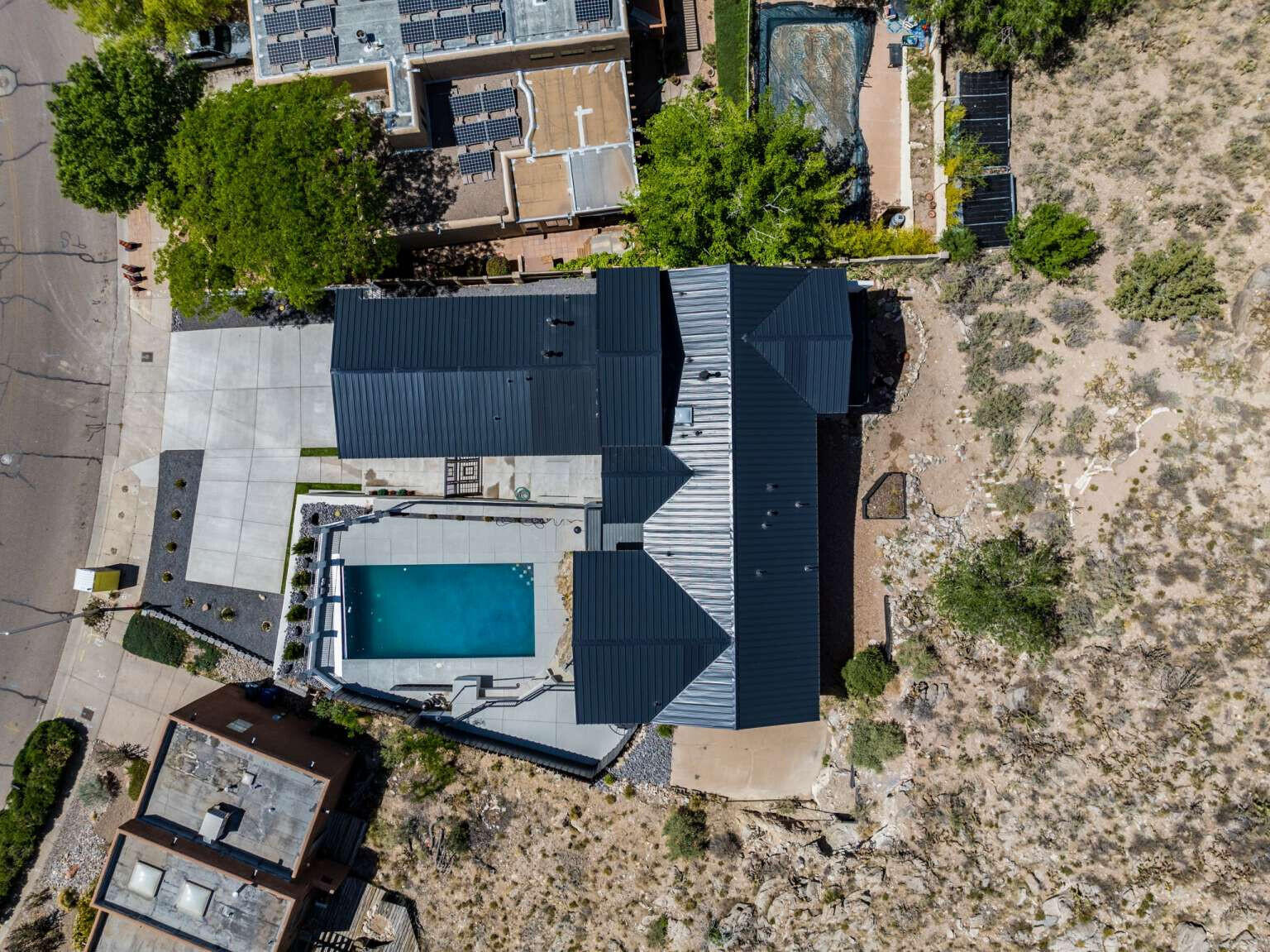 1136 Turner Drive NE