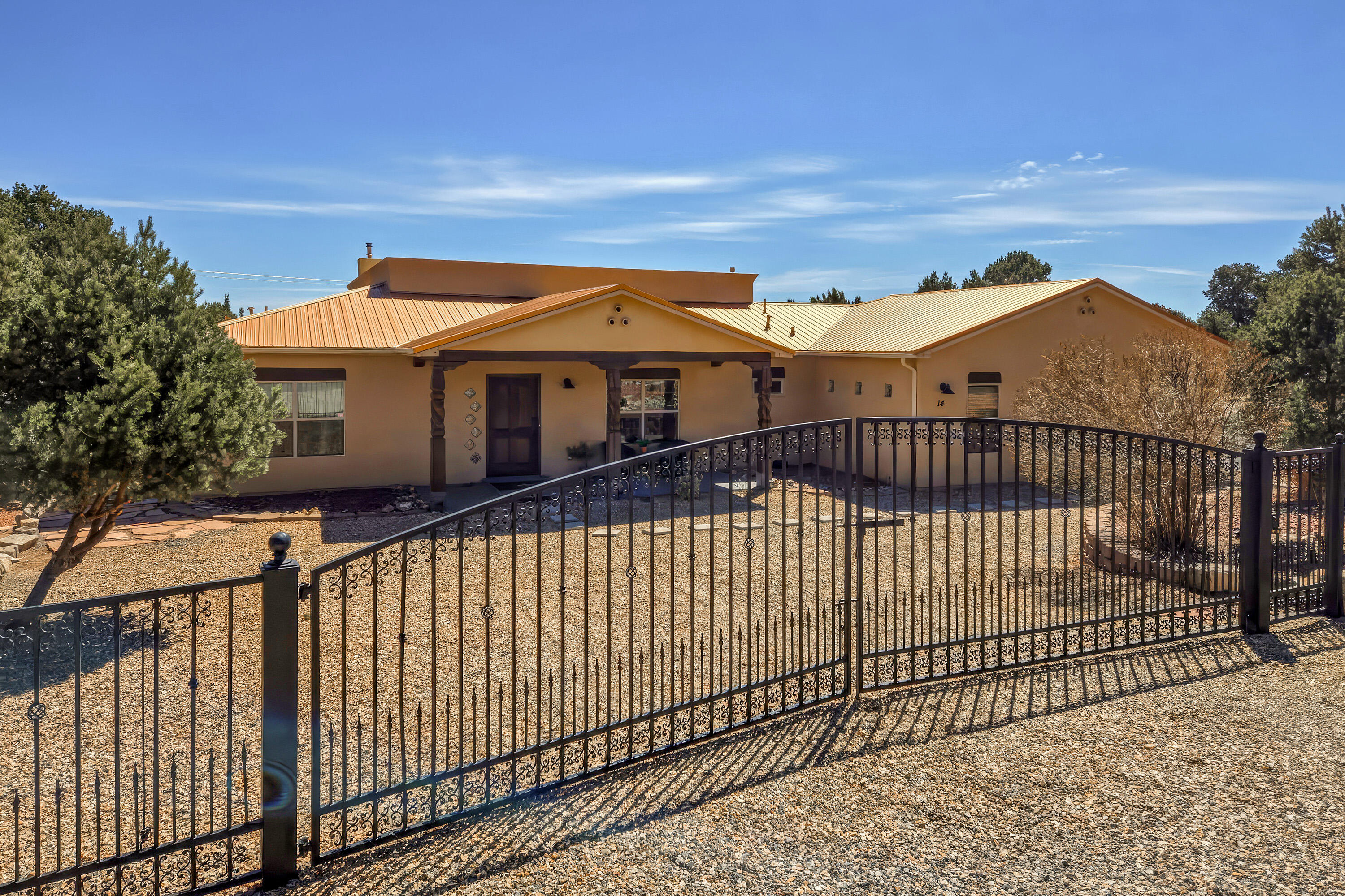 14 Western Trail Drive, Tijeras, New Mexico image 4