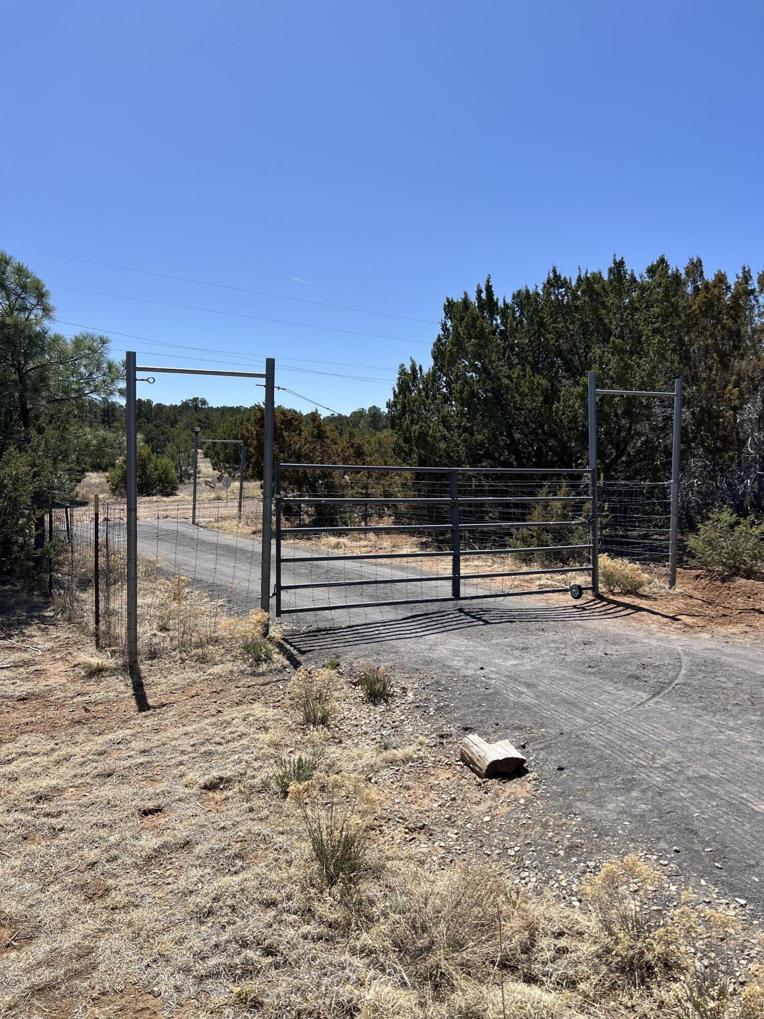 130 Jesse James Road, Edgewood, New Mexico image 3