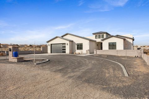 Photo of 1713 17th Avenue SE, Rio Rancho, NM 87124 (MLS # 1098569)