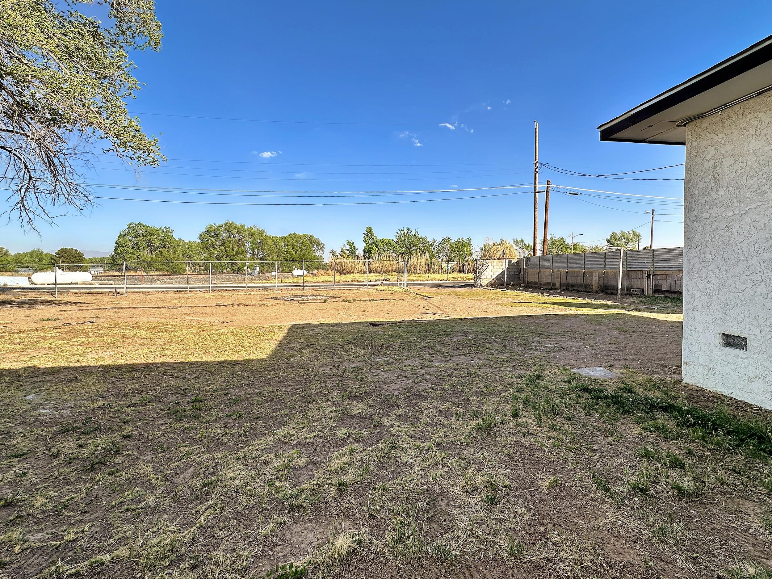 203 Rosedale Circle, Belen, New Mexico image 22