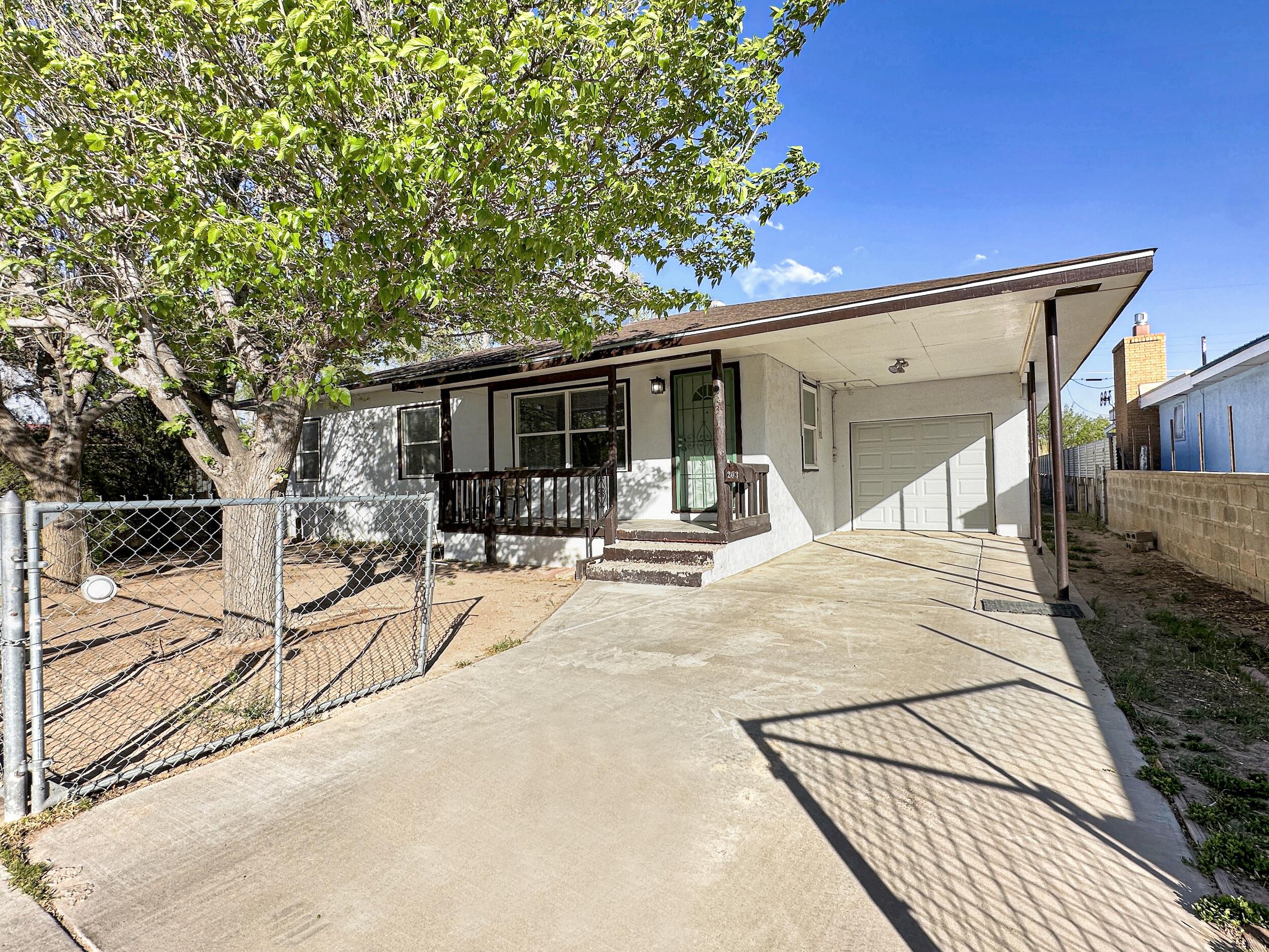 203 Rosedale Circle, Belen, New Mexico image 1