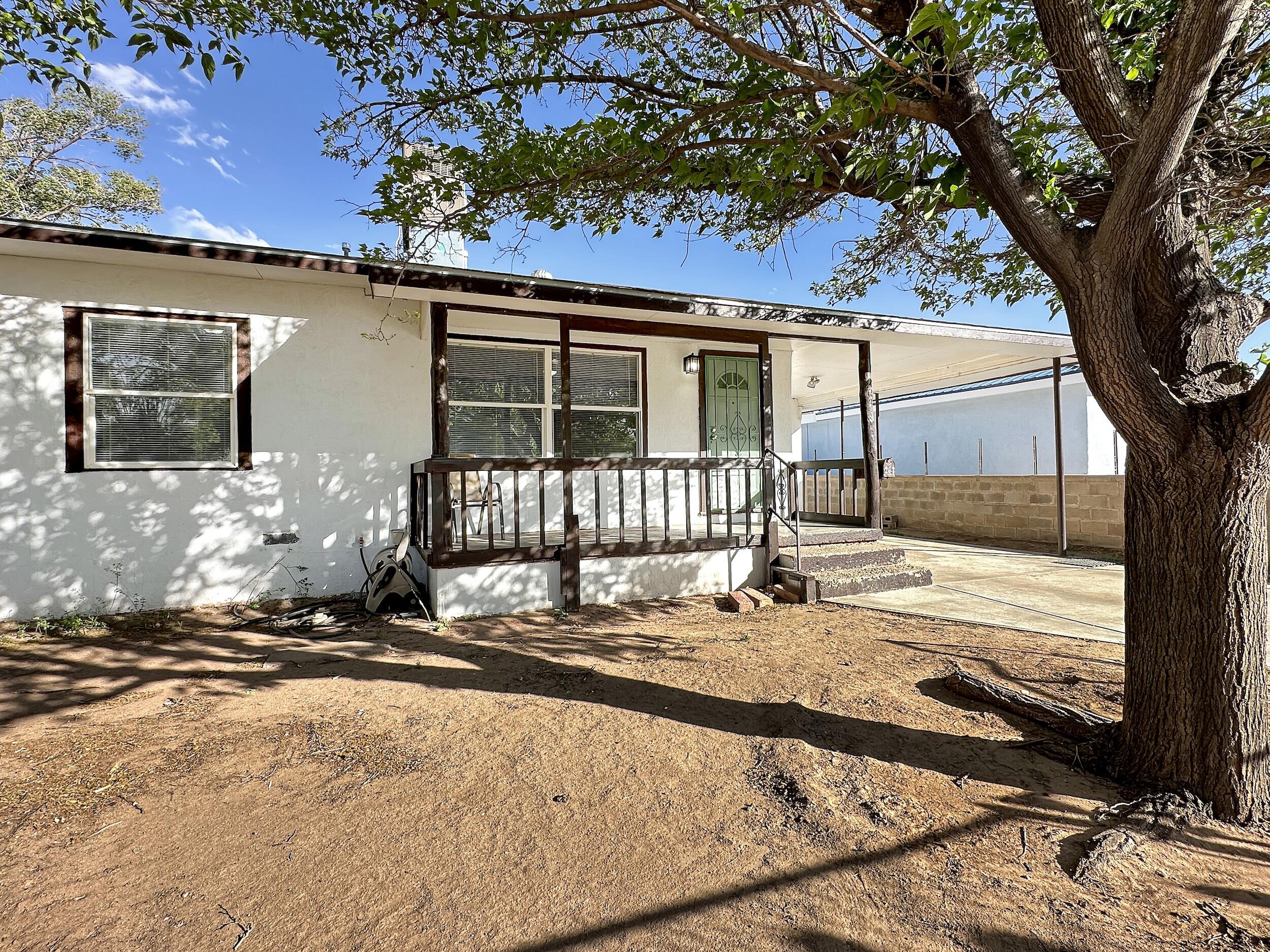 203 Rosedale Circle, Belen, New Mexico image 2