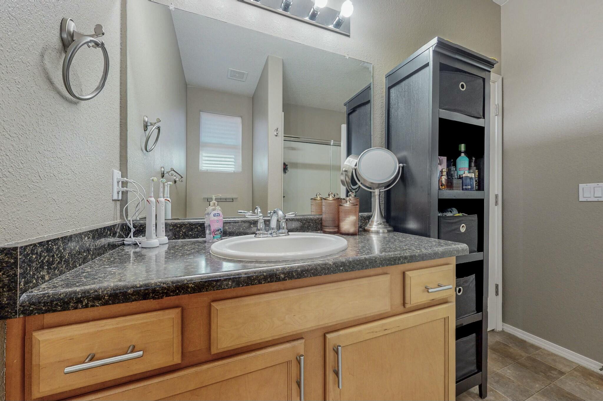 601 Menaul Boulevard #306, Albuquerque, New Mexico image 24