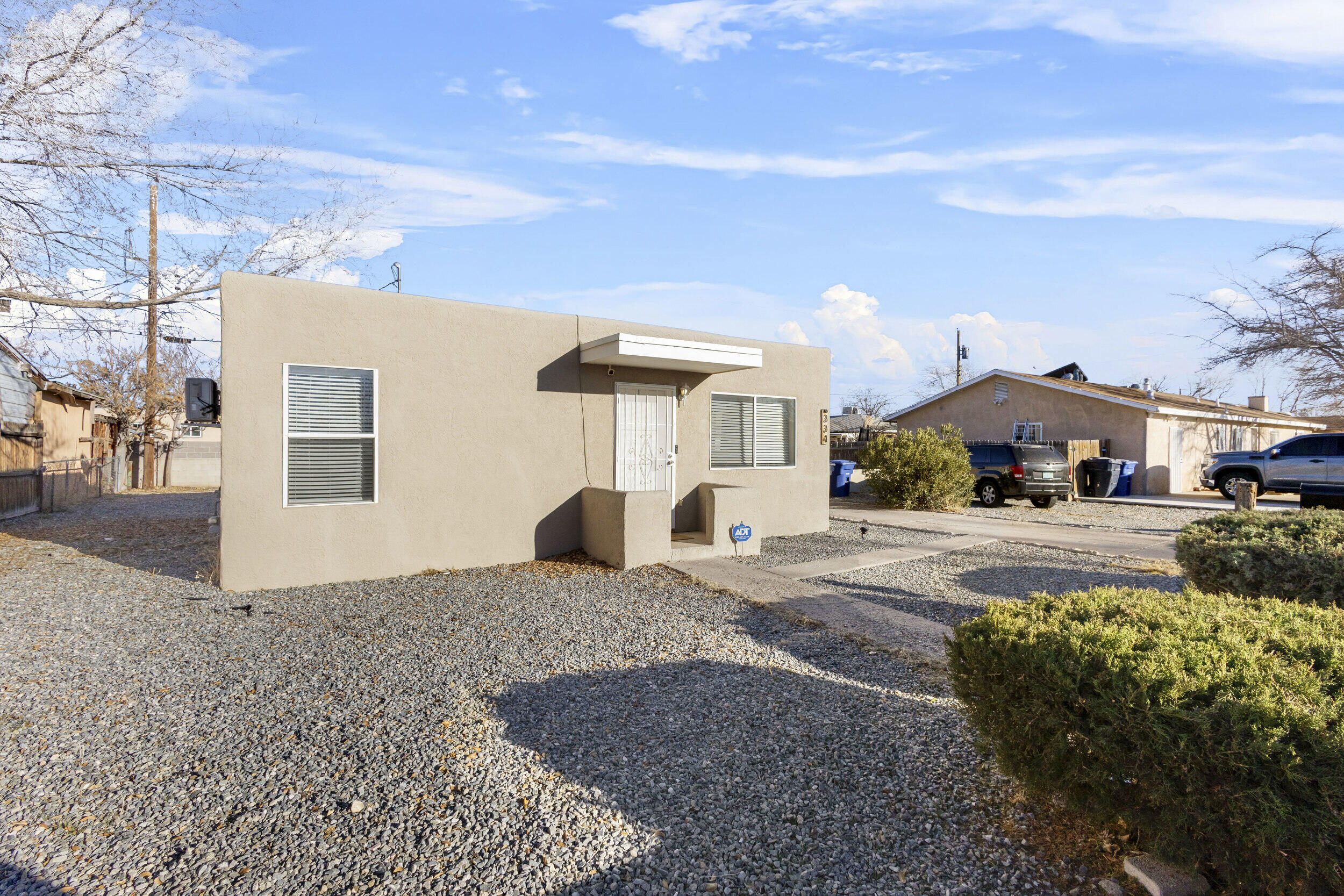 334 61st Street, Albuquerque, New Mexico image 1