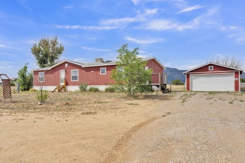 Mobile Home For Sale - 13 W Northland Court<br/> Santa Fe County, Edgewood, NM 87015