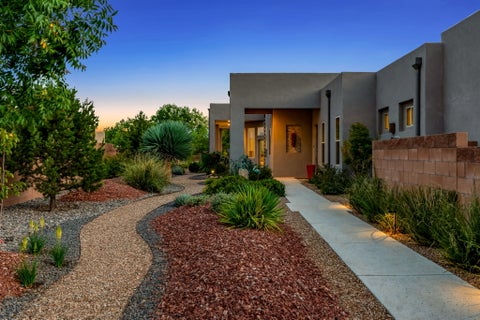 Homes For Sale - 4900 Camino Valle Trail<br/> Albuquerque, NM 87120