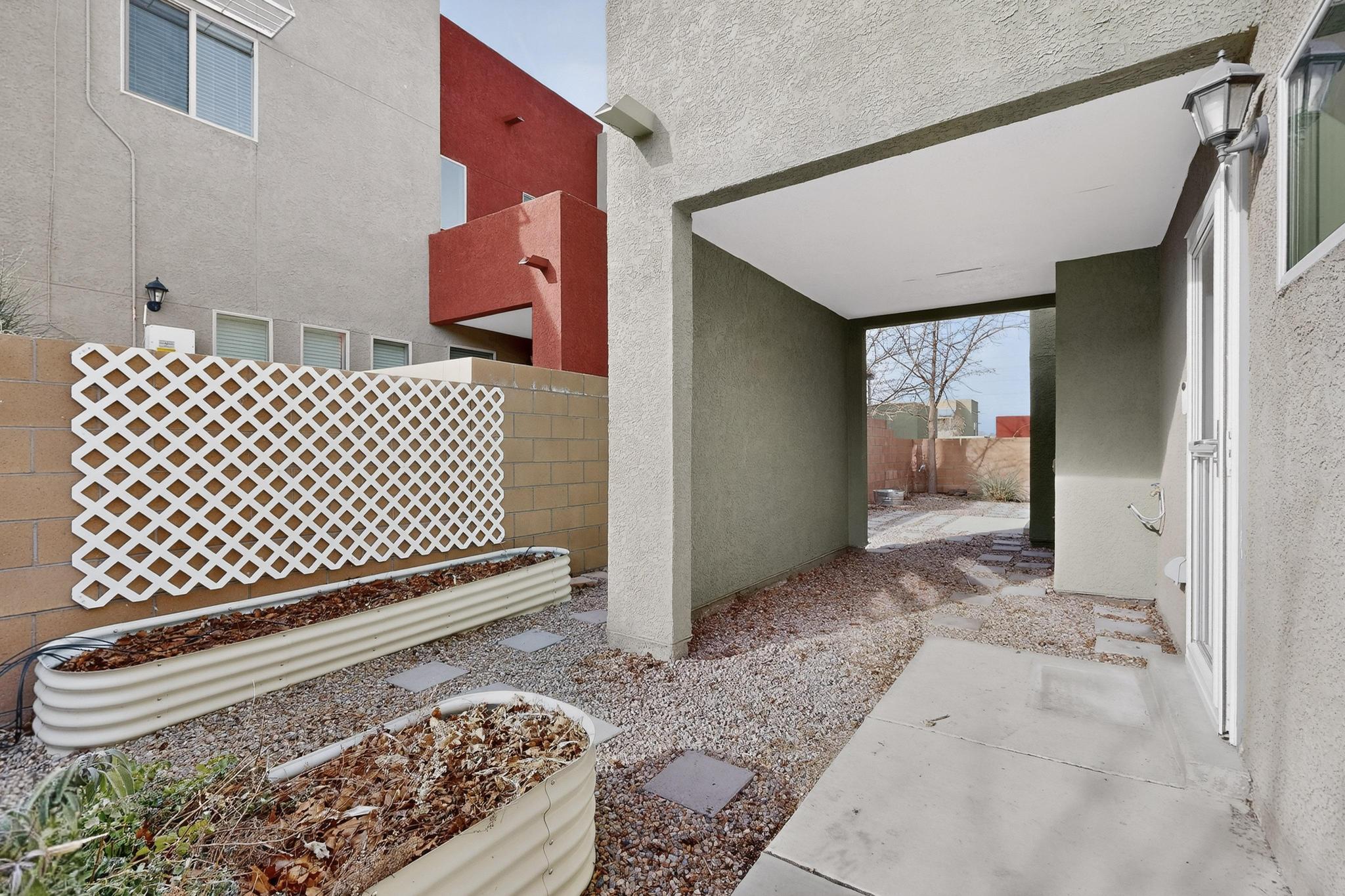1651 Domino Drive SE