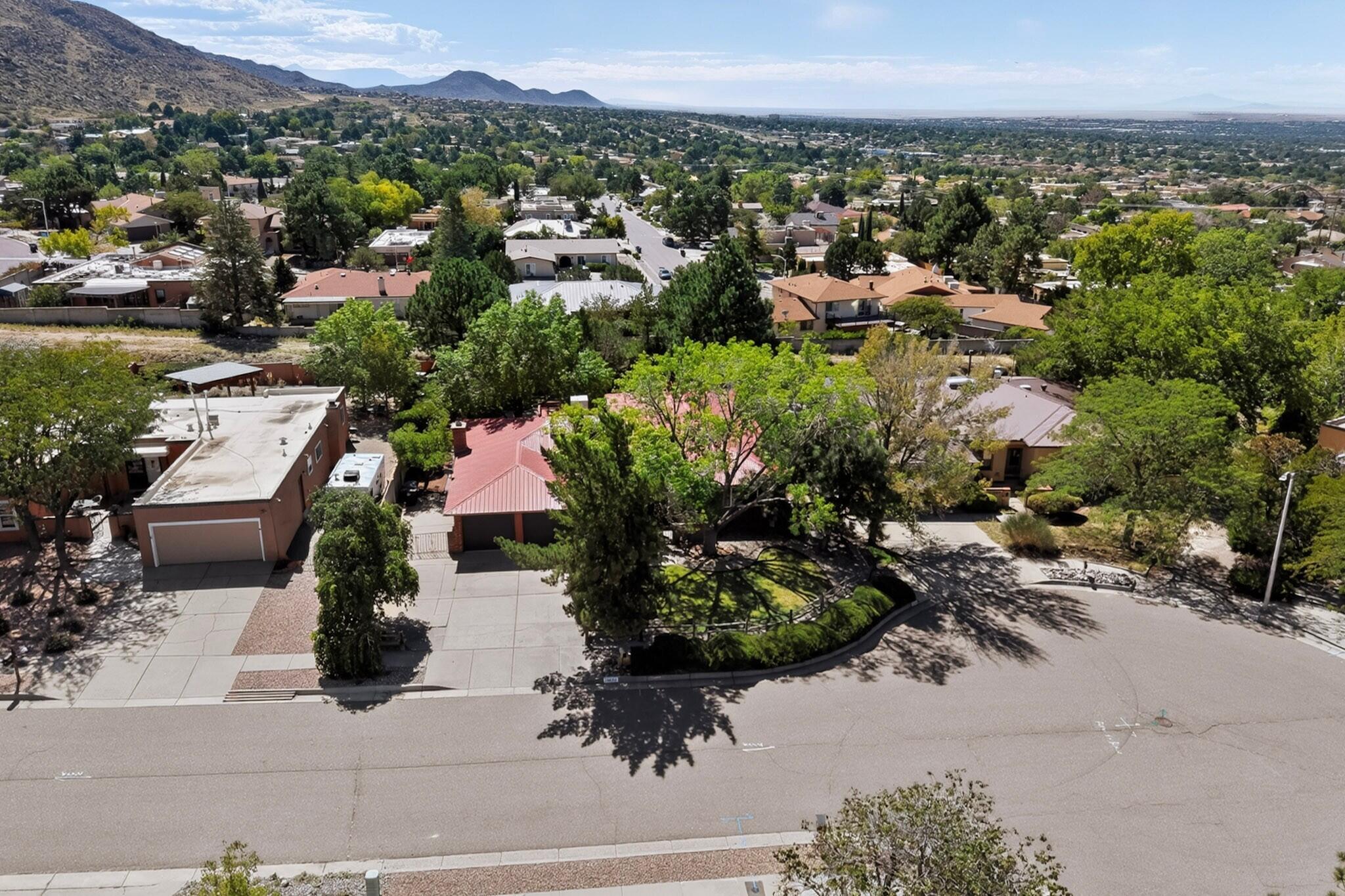 13008 Glenwood Hills Court NE