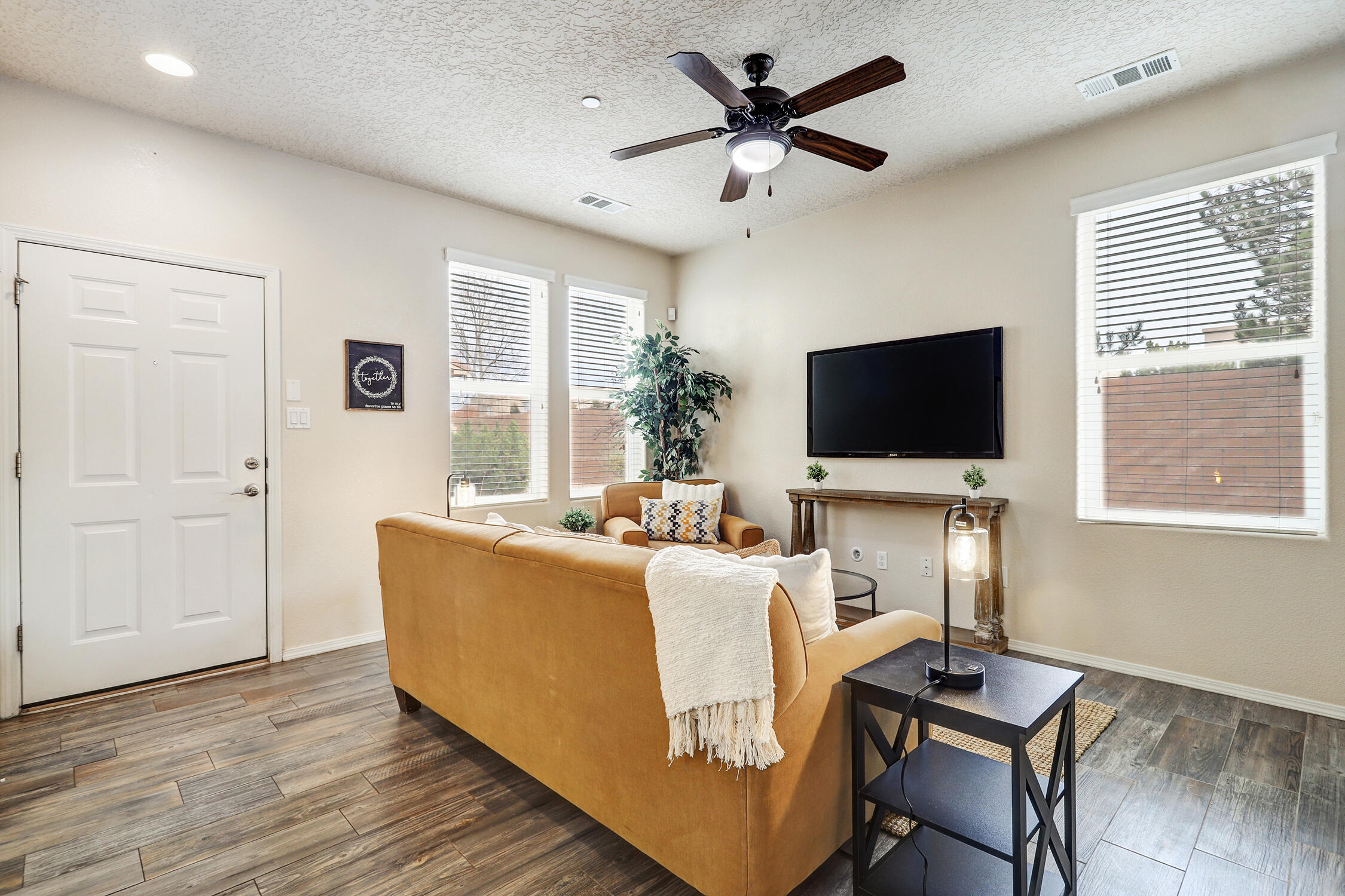 4345 Santo Domingo Street B