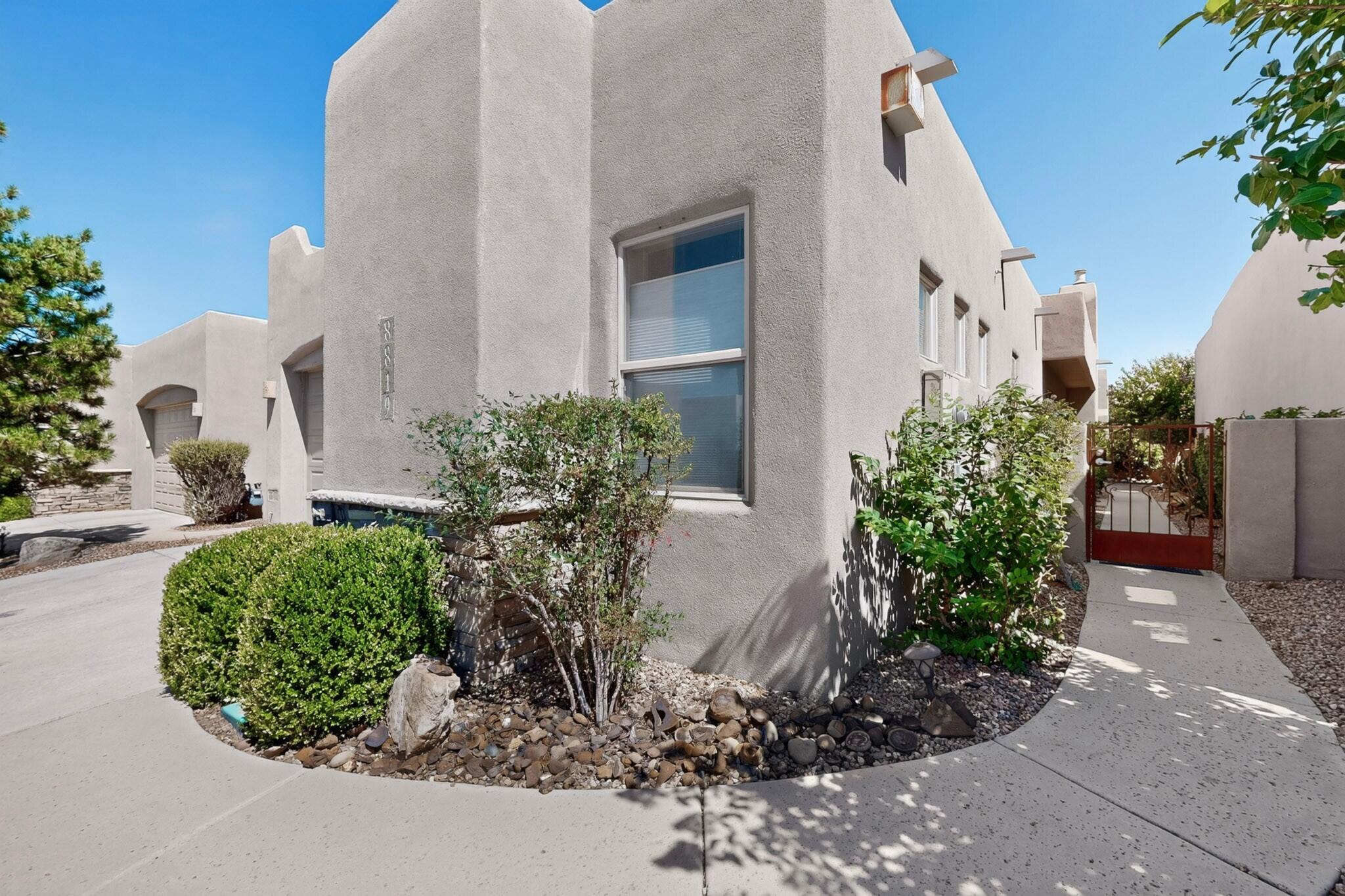 8819 Desert Finch Lane NE