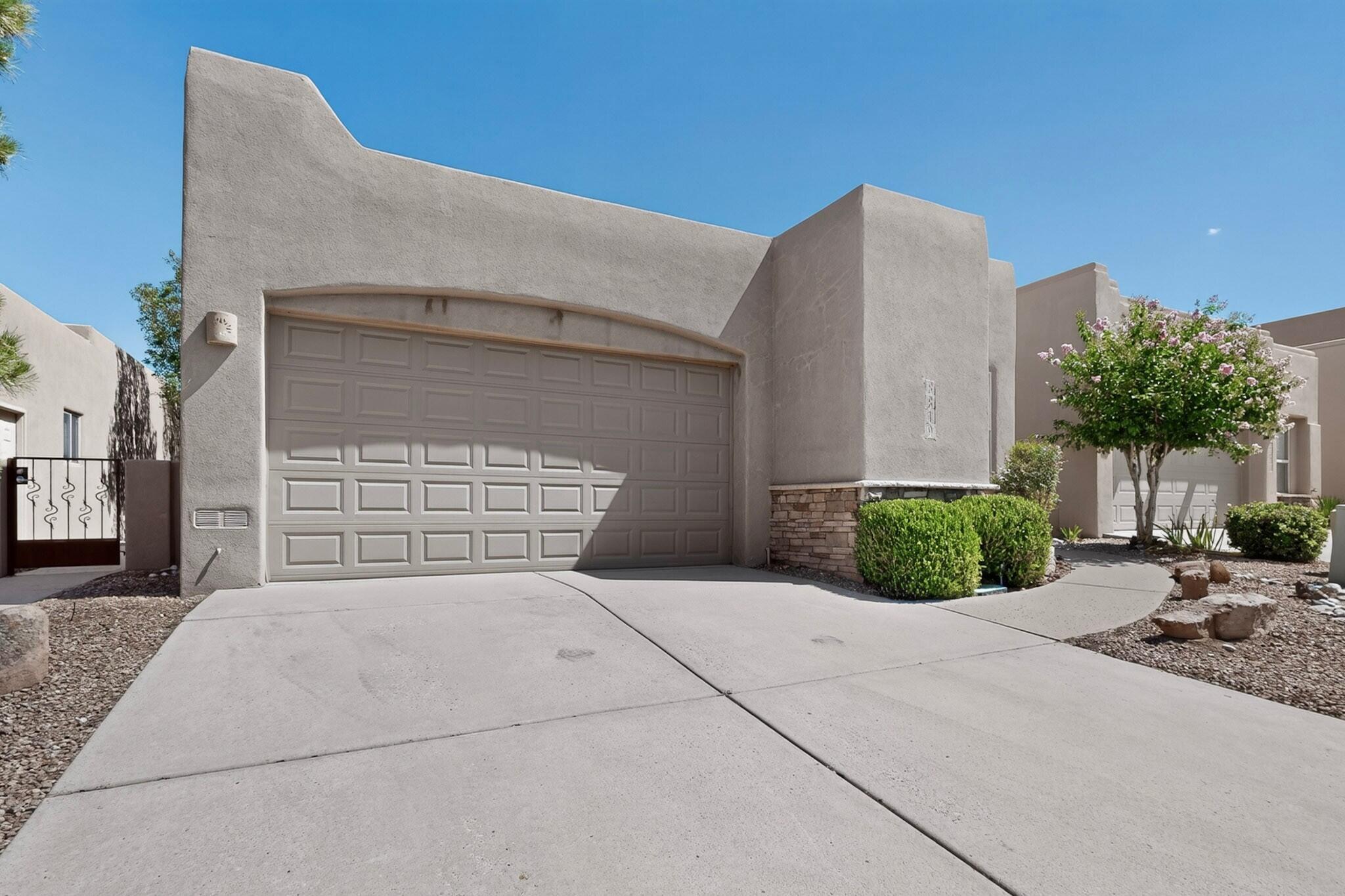 8819 Desert Finch Lane NE
