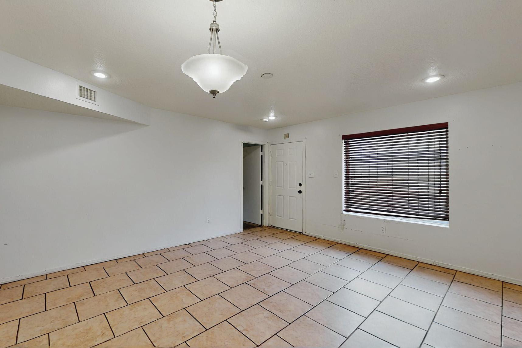 8912 Silverado Avenue, Albuquerque, New Mexico image 11