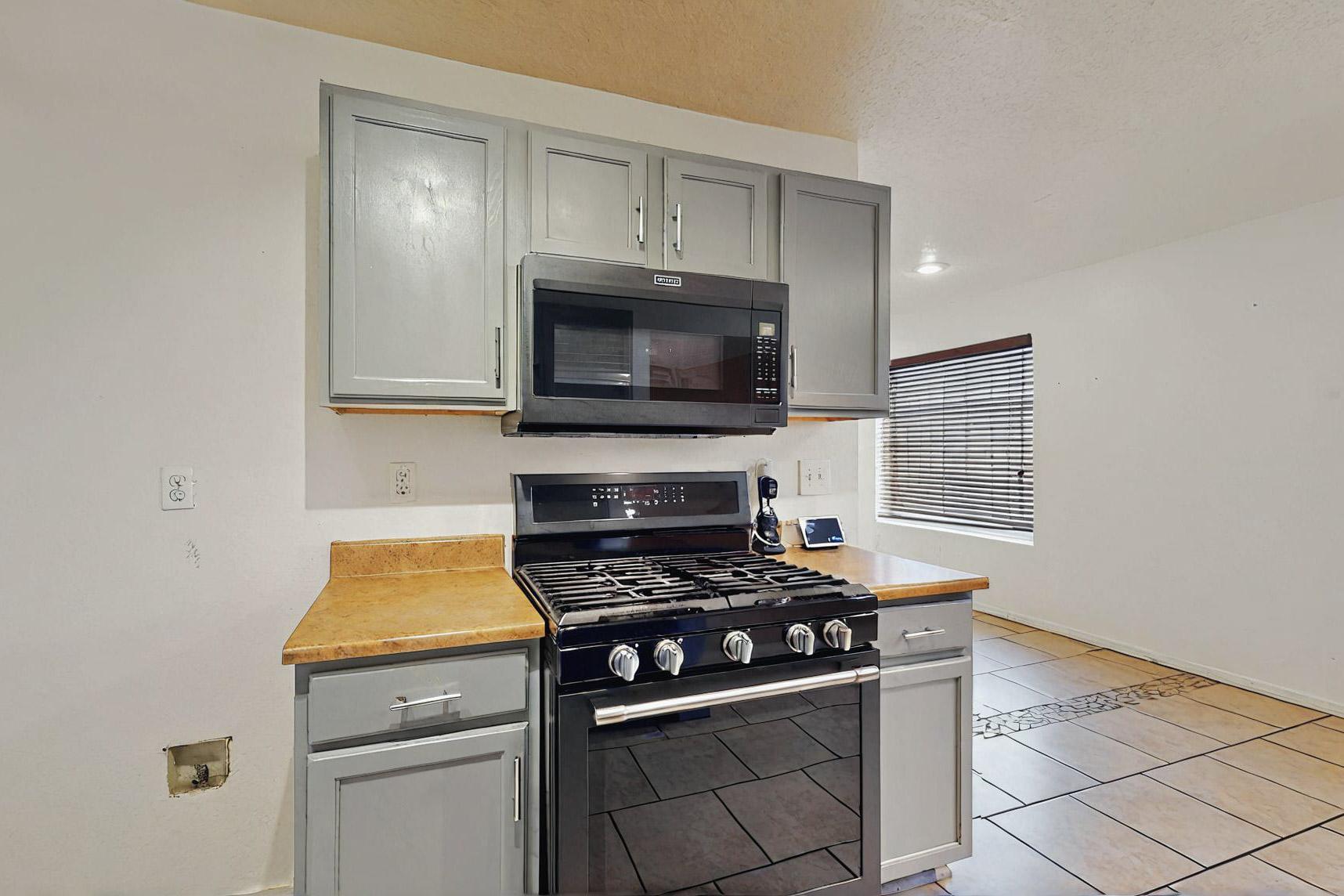 8912 Silverado Avenue, Albuquerque, New Mexico image 19