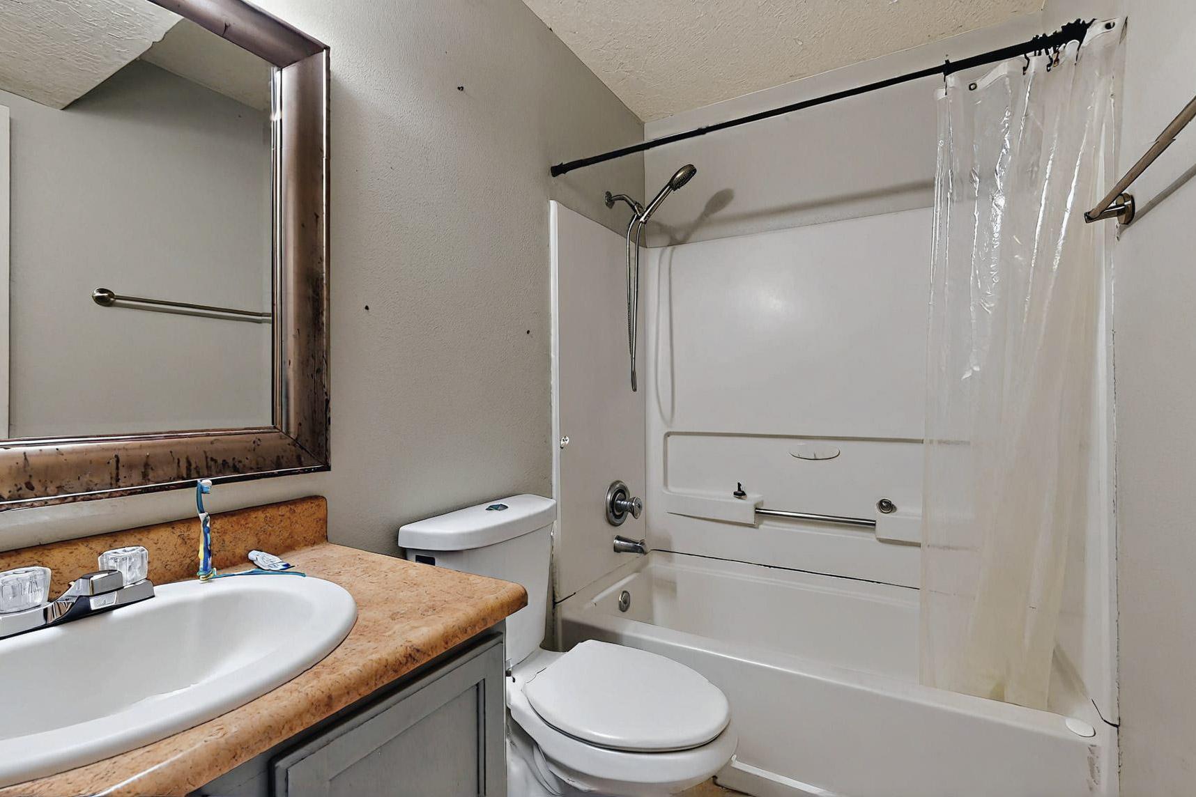 8912 Silverado Avenue, Albuquerque, New Mexico image 32