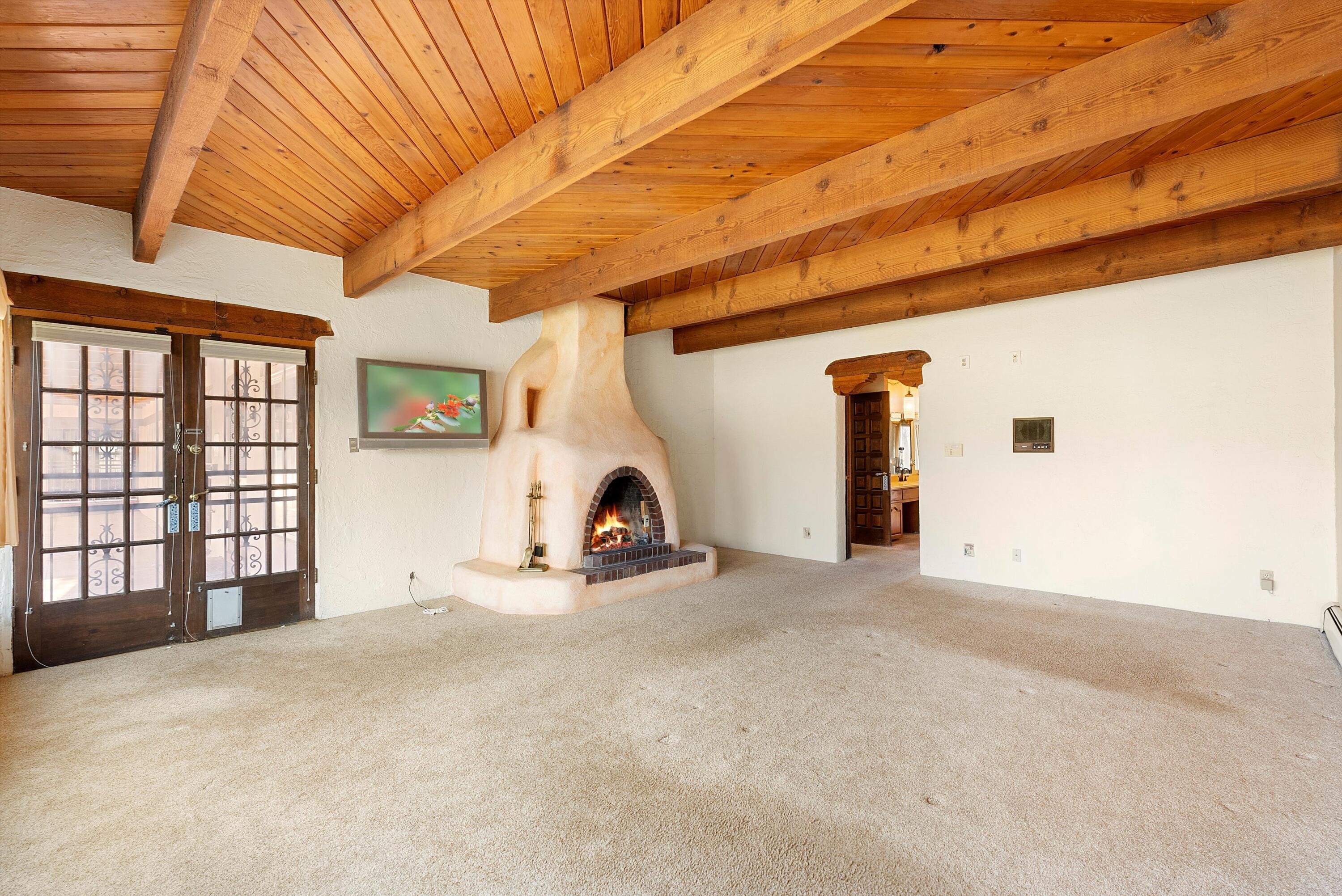 8805 Rio Grande Boulevard, Los Ranchos, New Mexico image 47