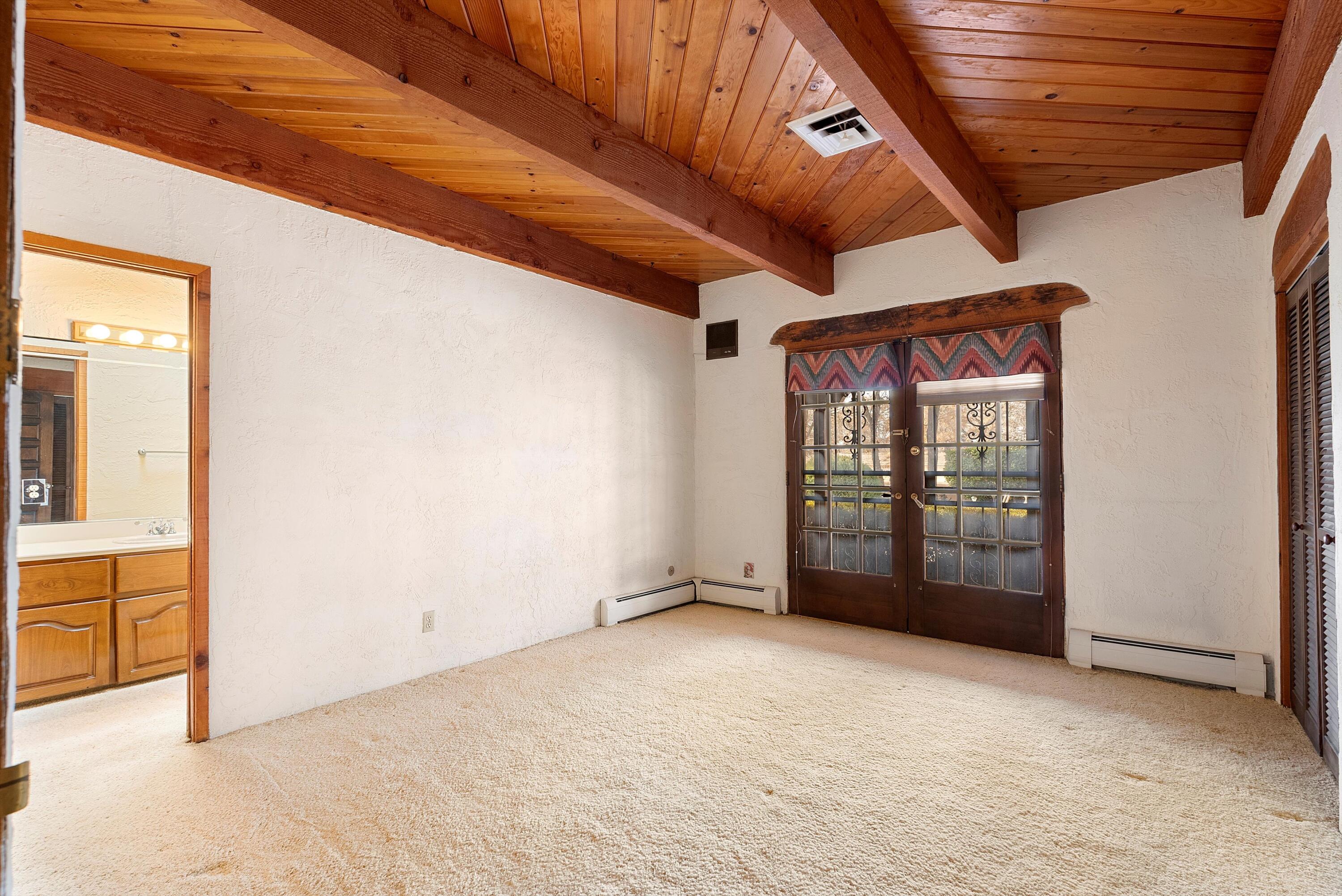 8805 Rio Grande Boulevard, Los Ranchos, New Mexico image 33