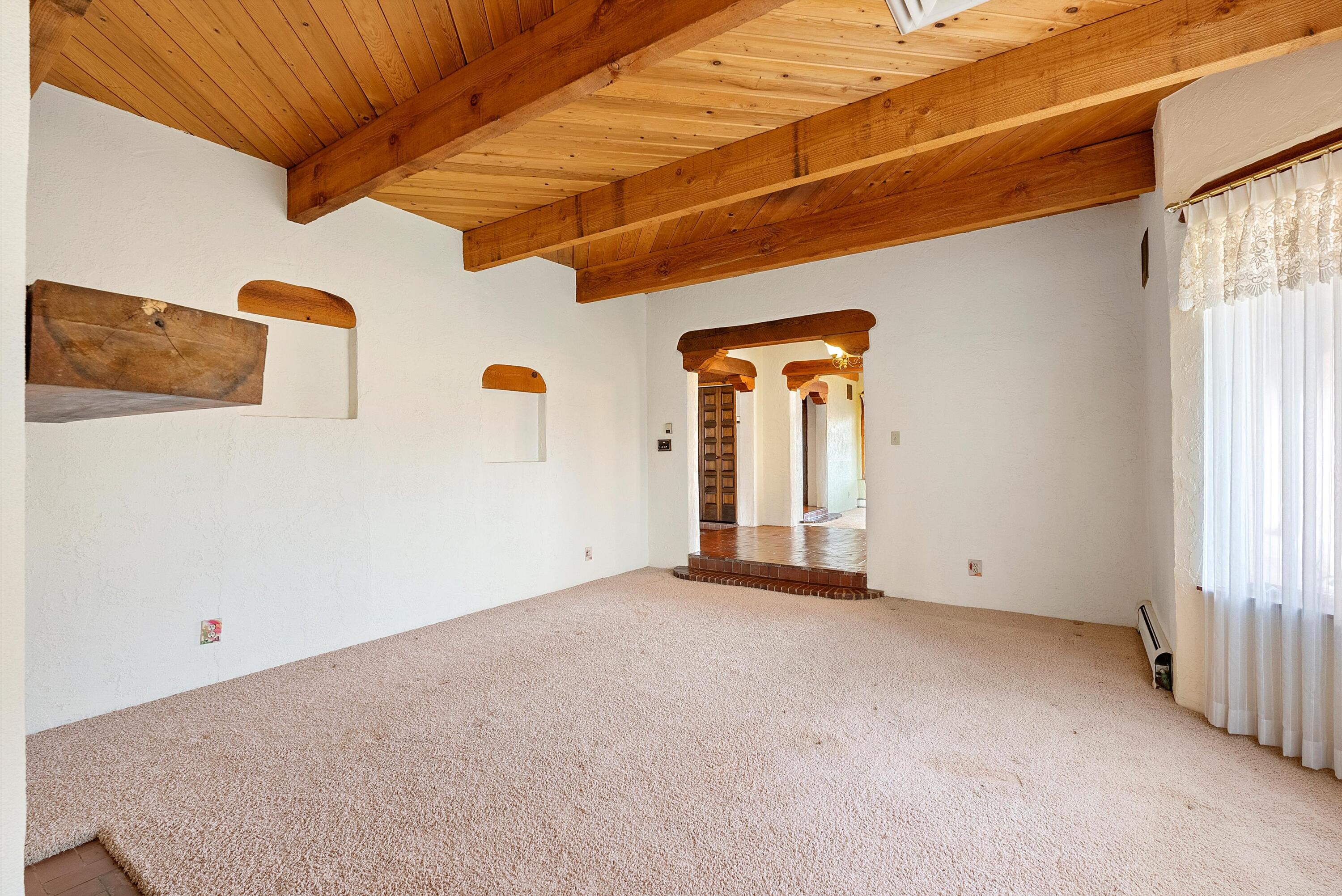 8805 Rio Grande Boulevard, Los Ranchos, New Mexico image 10