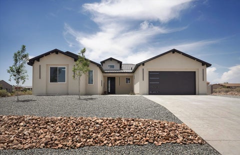 Homes For Sale - 721 10th Avenue<br/> Rio Rancho, NM 87124