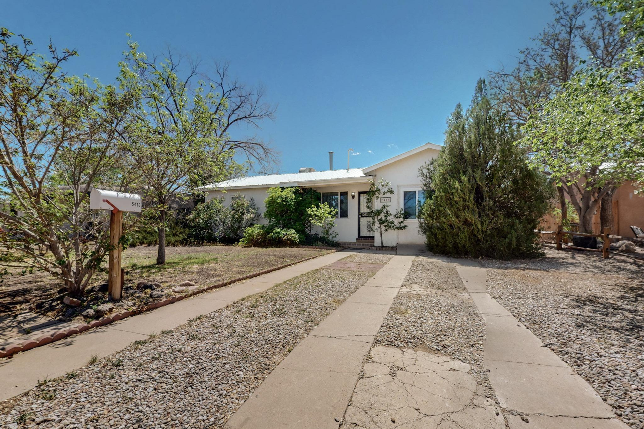 5416 Mountain Road, Albuquerque, New Mexico image 2