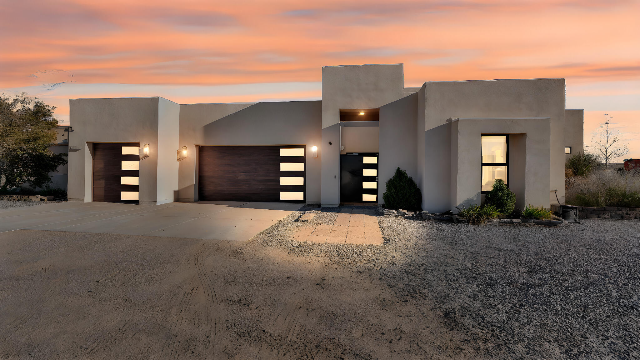 2104 Chessman Drive NE