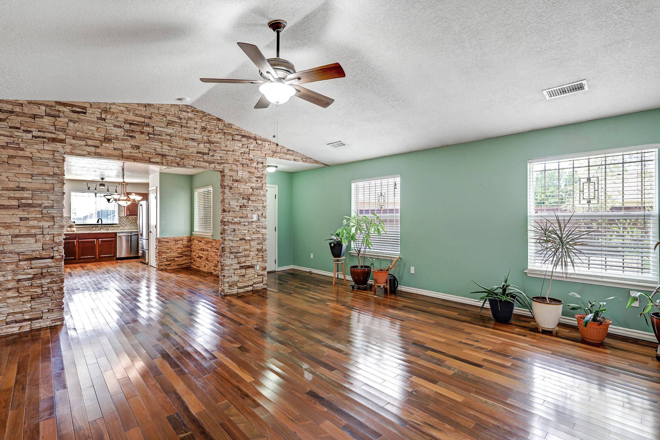 11609 Oconee Court SE