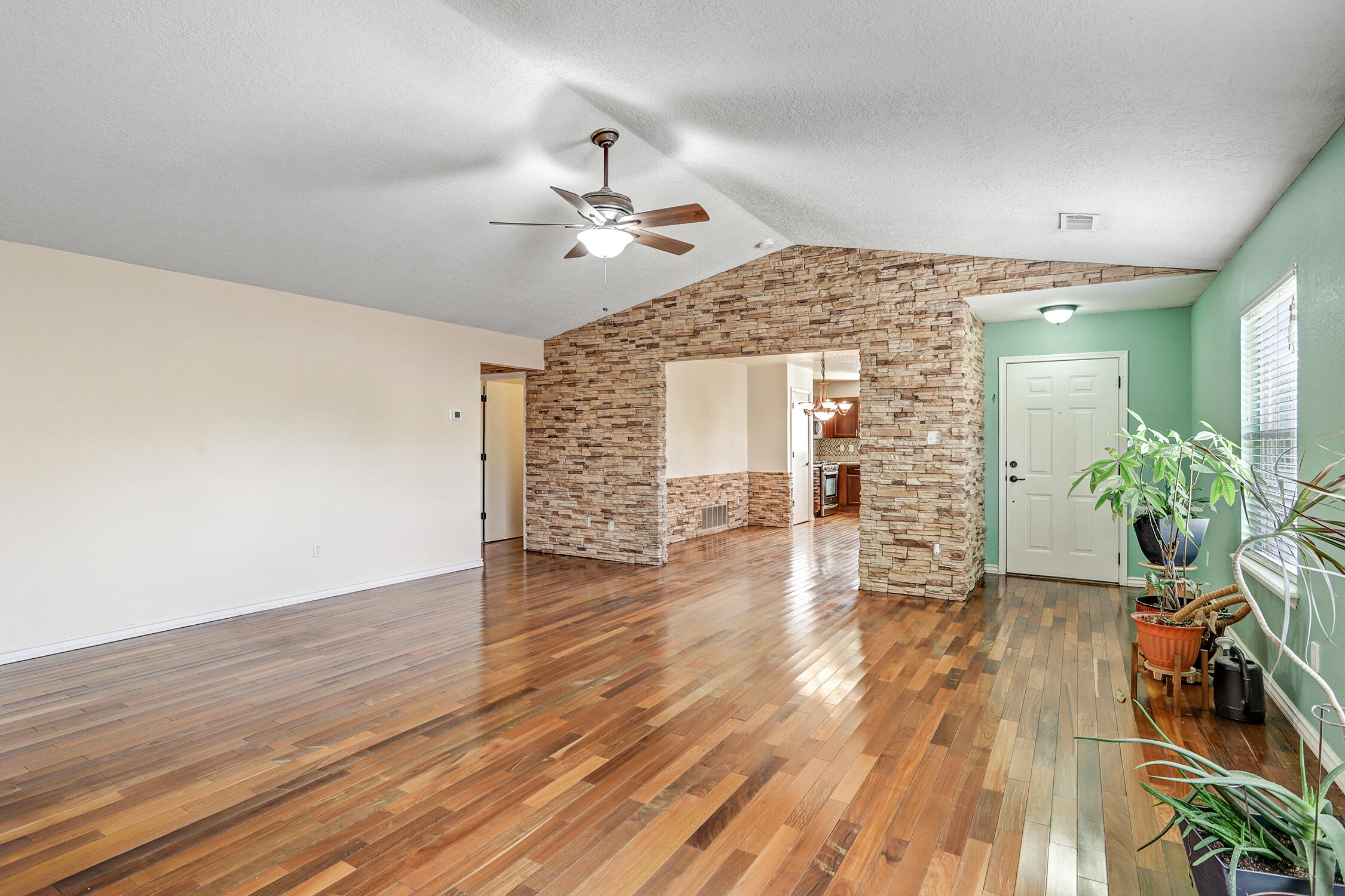 11609 Oconee Court SE