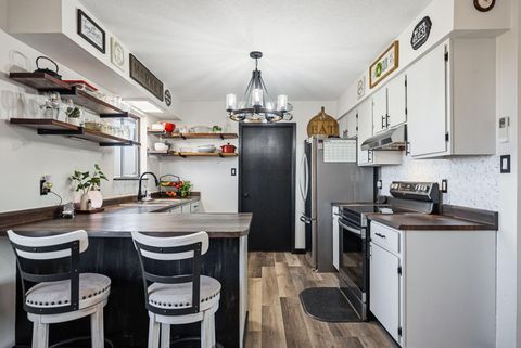 Homes For Sale - 1257 Dinkle Road #1257<br/> Stanley, NM 87056