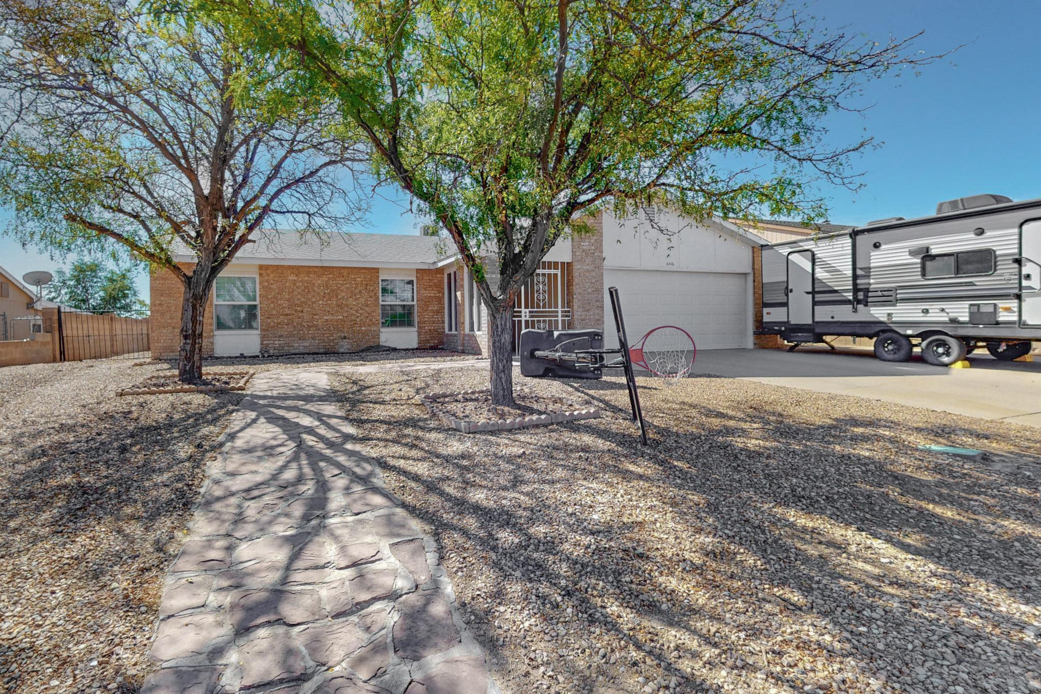 6416 Goldfinch Way, Rio Rancho, New Mexico image 2