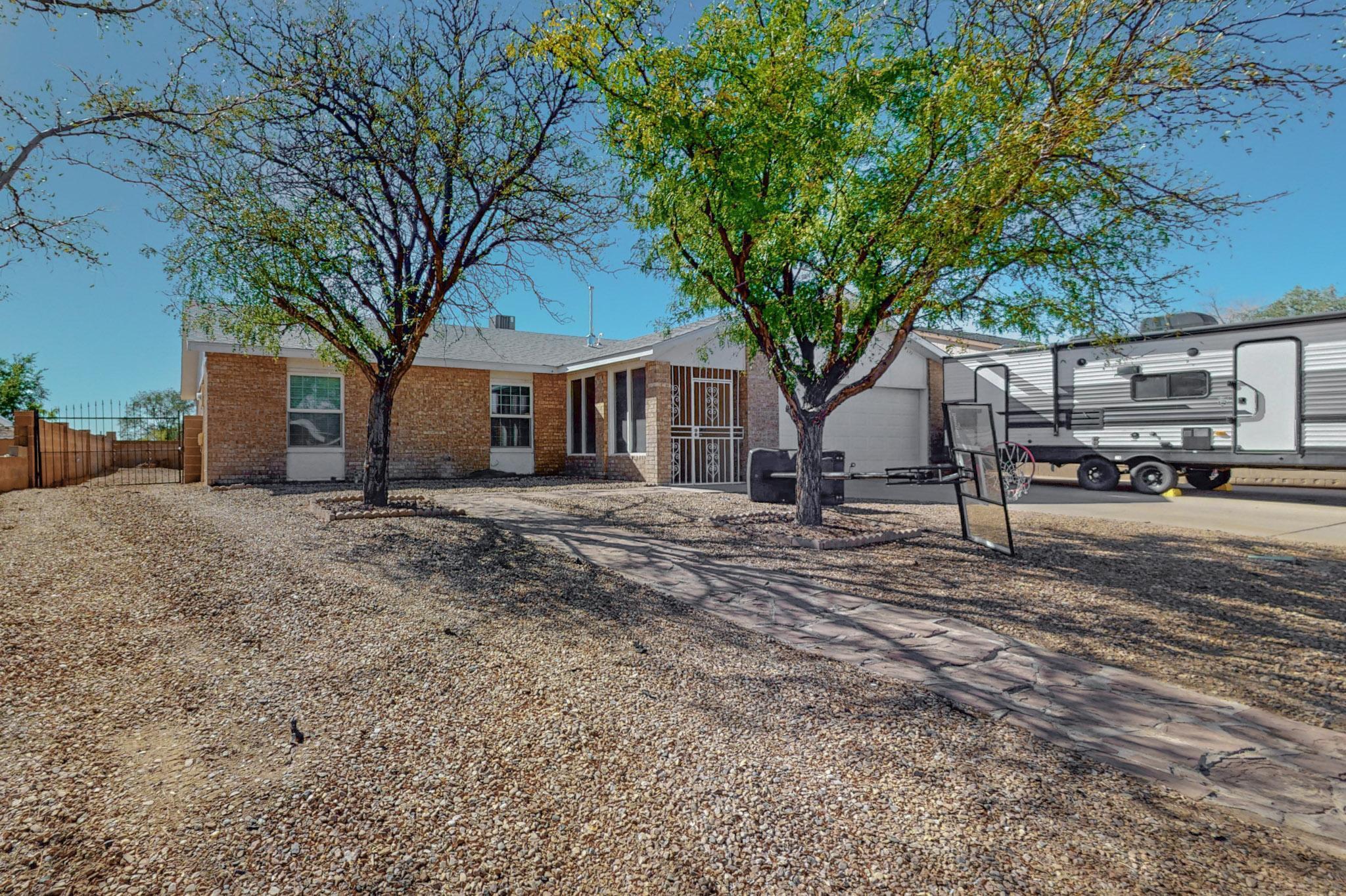 6416 Goldfinch Way, Rio Rancho, New Mexico image 1