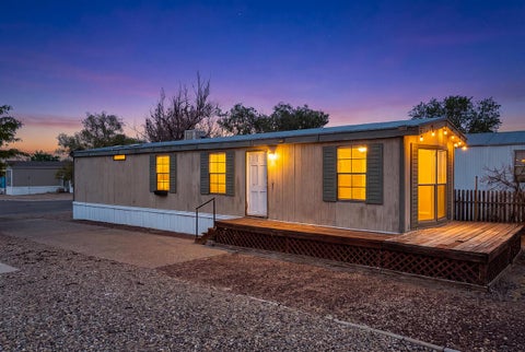 Photo of 224 Atrisco Vista Boulevard SW #TRLR 31, Albuquerque, NM 87121 (MLS # 1110917)