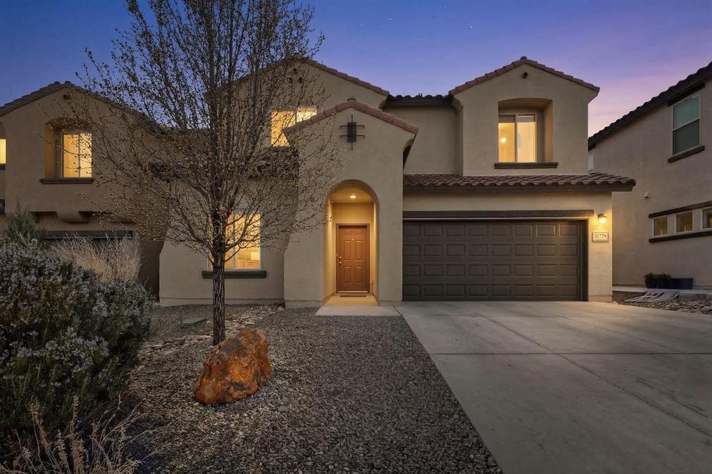 3173 Llano Vista Loop NE