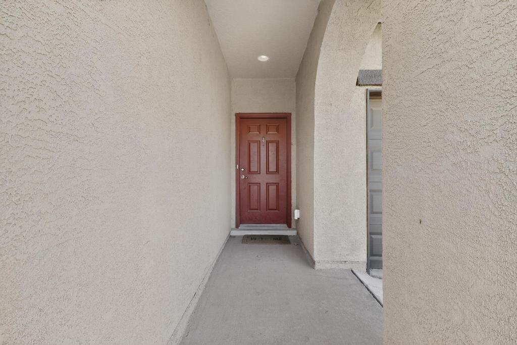 3173 Llano Vista Loop NE