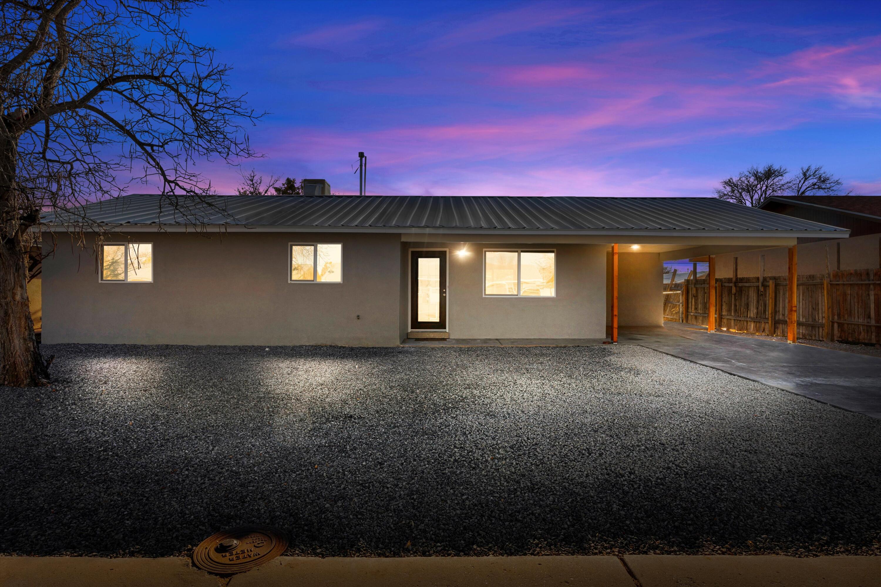 1051 Onate Court, Los Lunas, New Mexico image 2