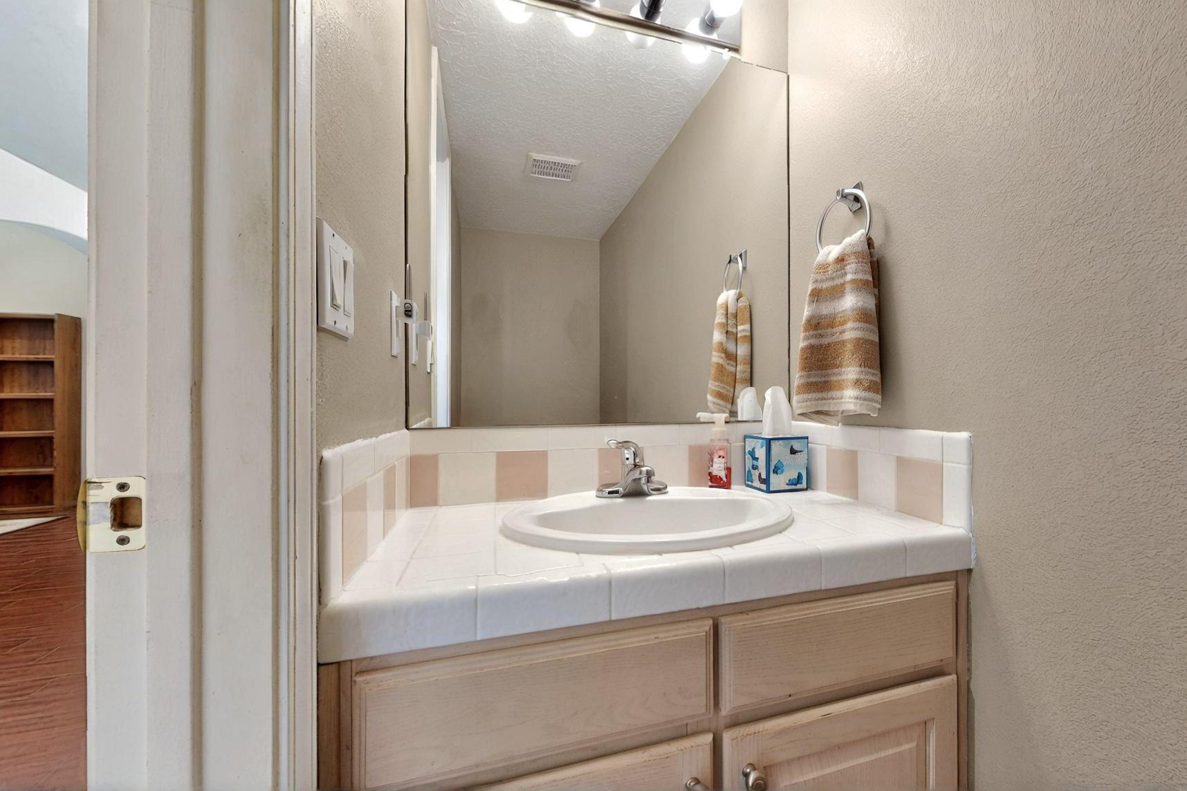9408 Cactus Trail Road, Albuquerque, New Mexico image 23