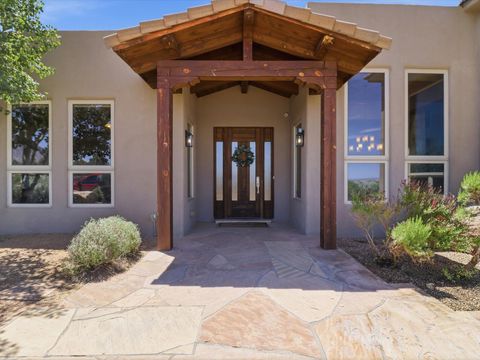 Photo of 7200 Elena Drive NE, Albuquerque, NM 87113 (MLS # 1103712)