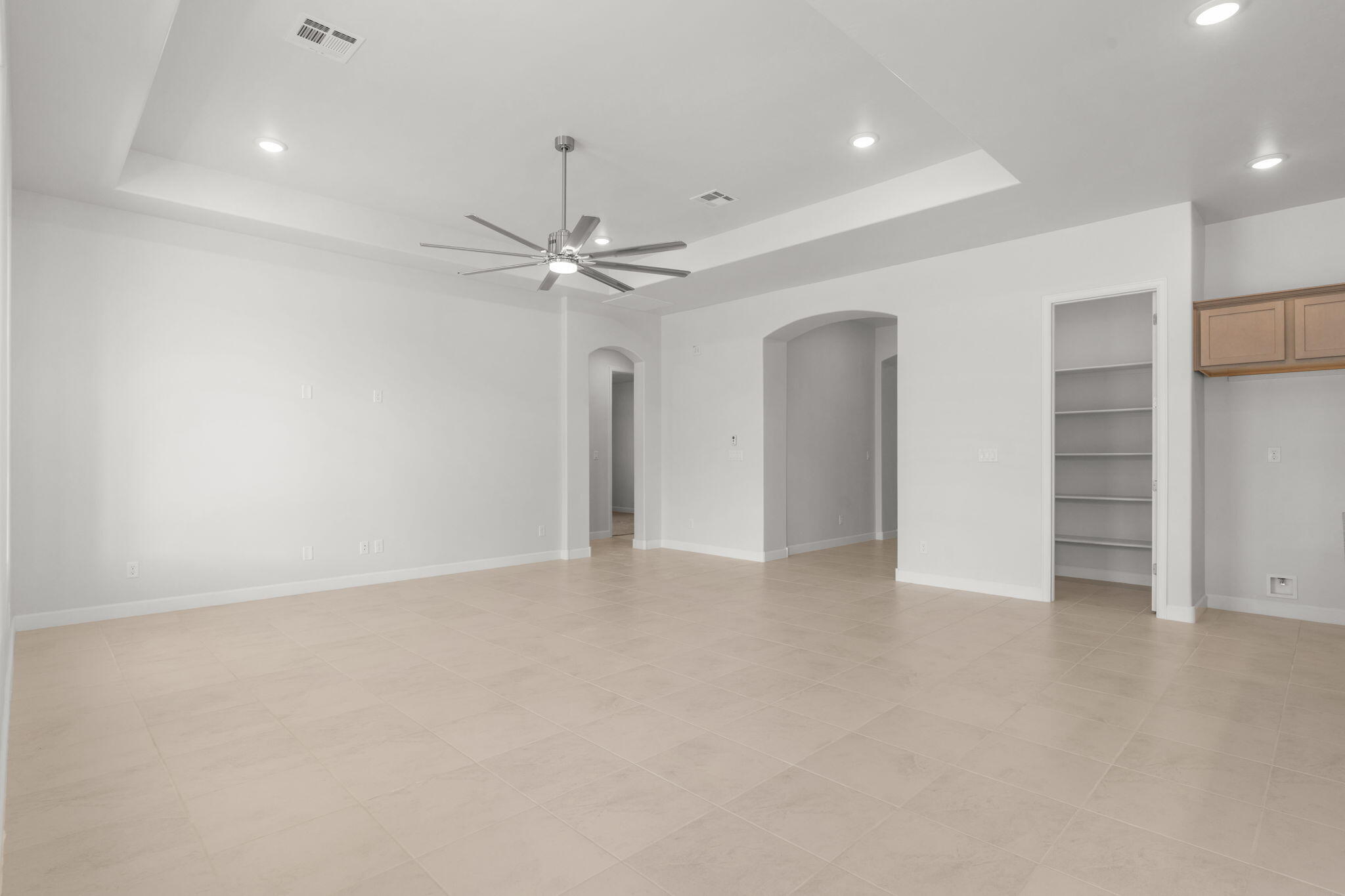 6911 Zachary Road NE