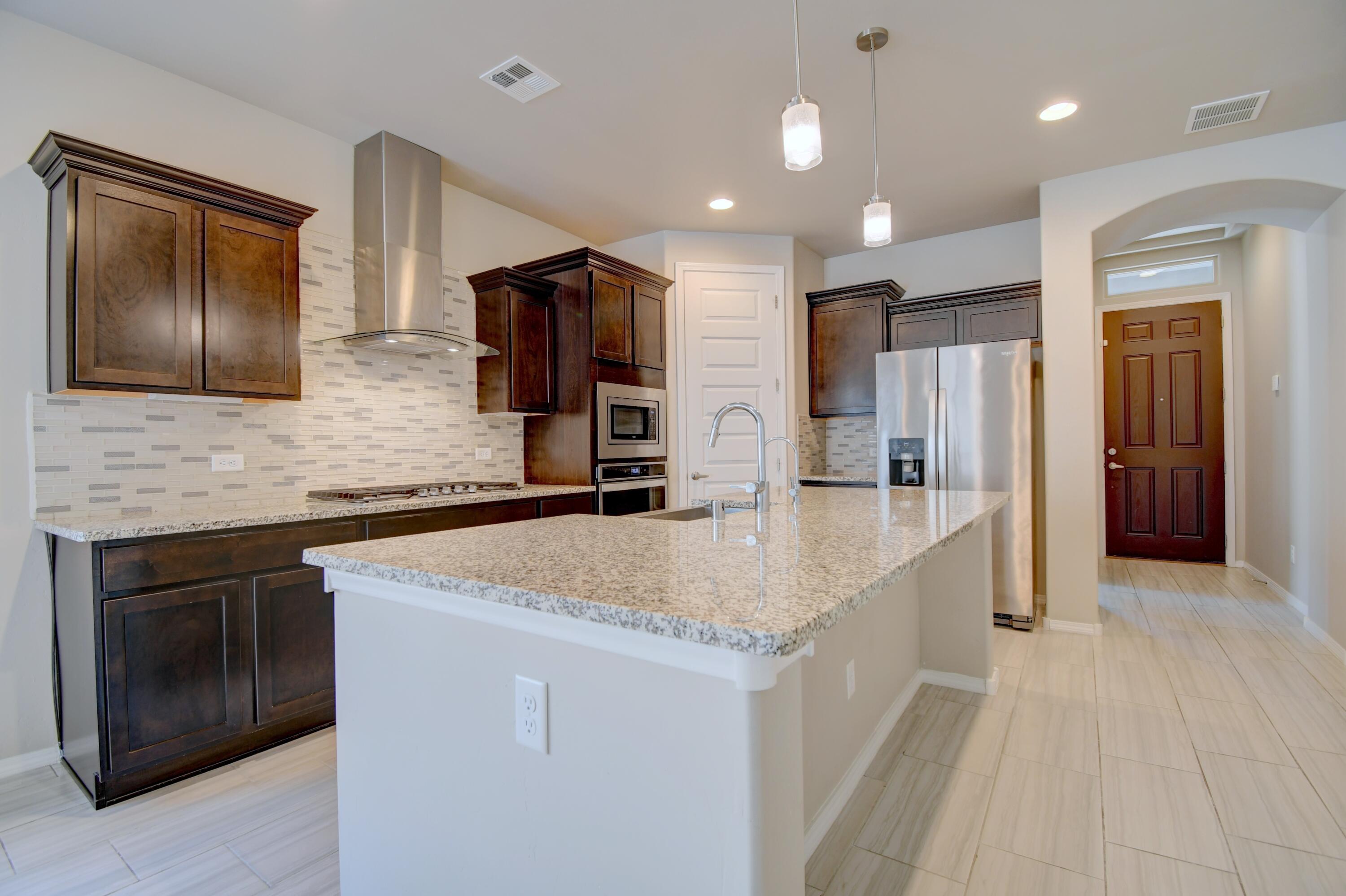 4337 Golden Eagle Loop NE