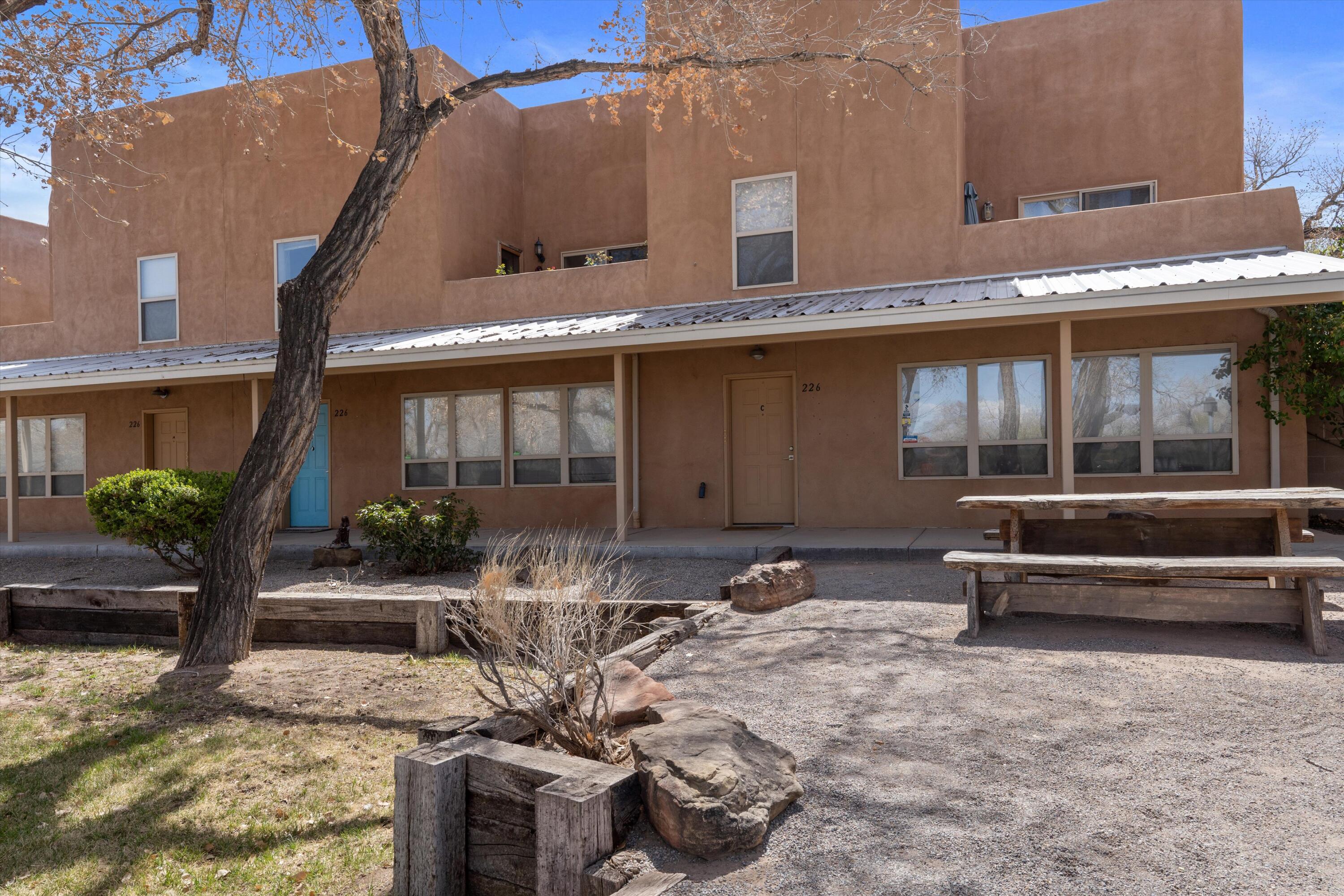 226 Cynthia Loop #C, Albuquerque, New Mexico image 1