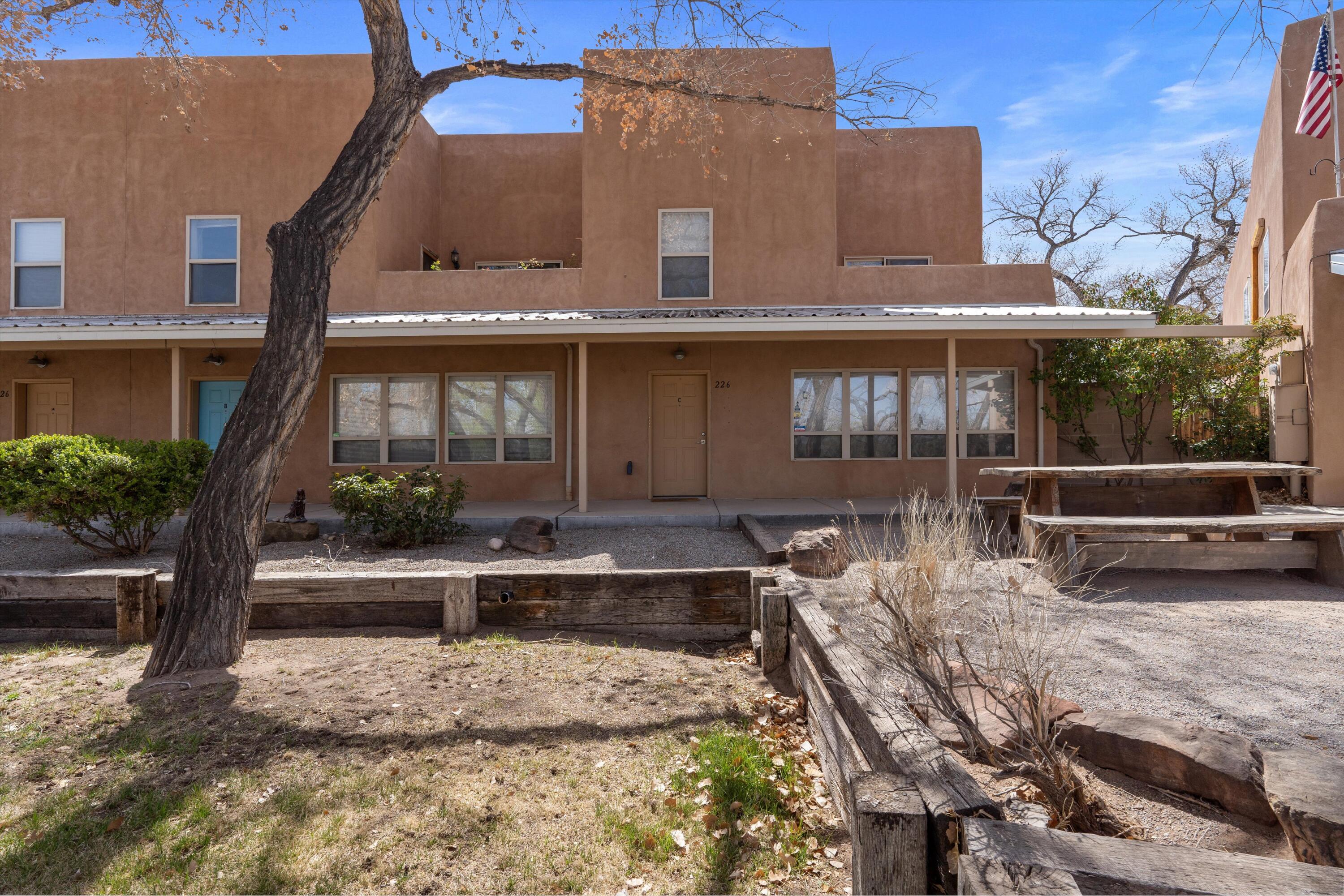 226 Cynthia Loop #C, Albuquerque, New Mexico image 2