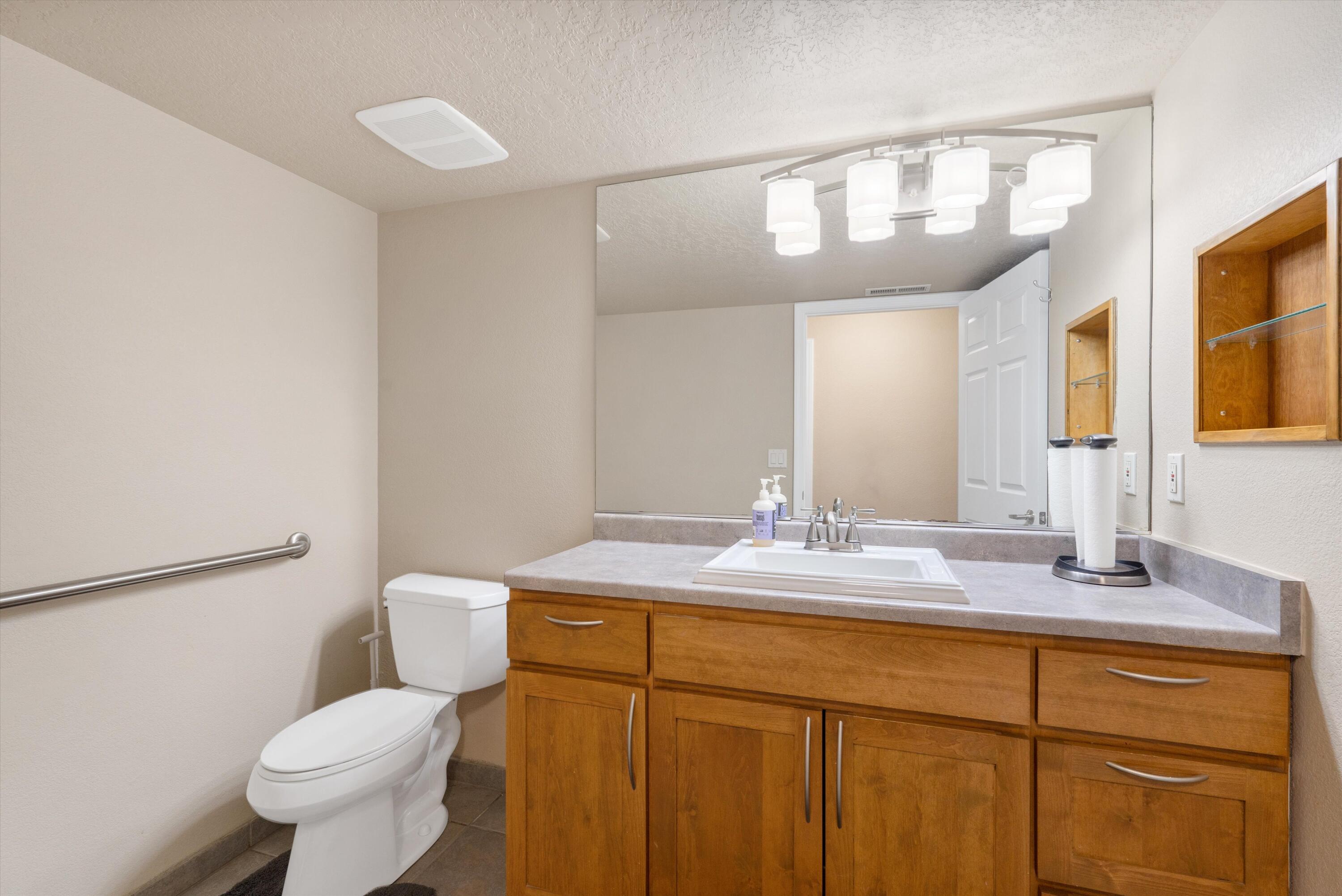 226 Cynthia Loop #C, Albuquerque, New Mexico image 14