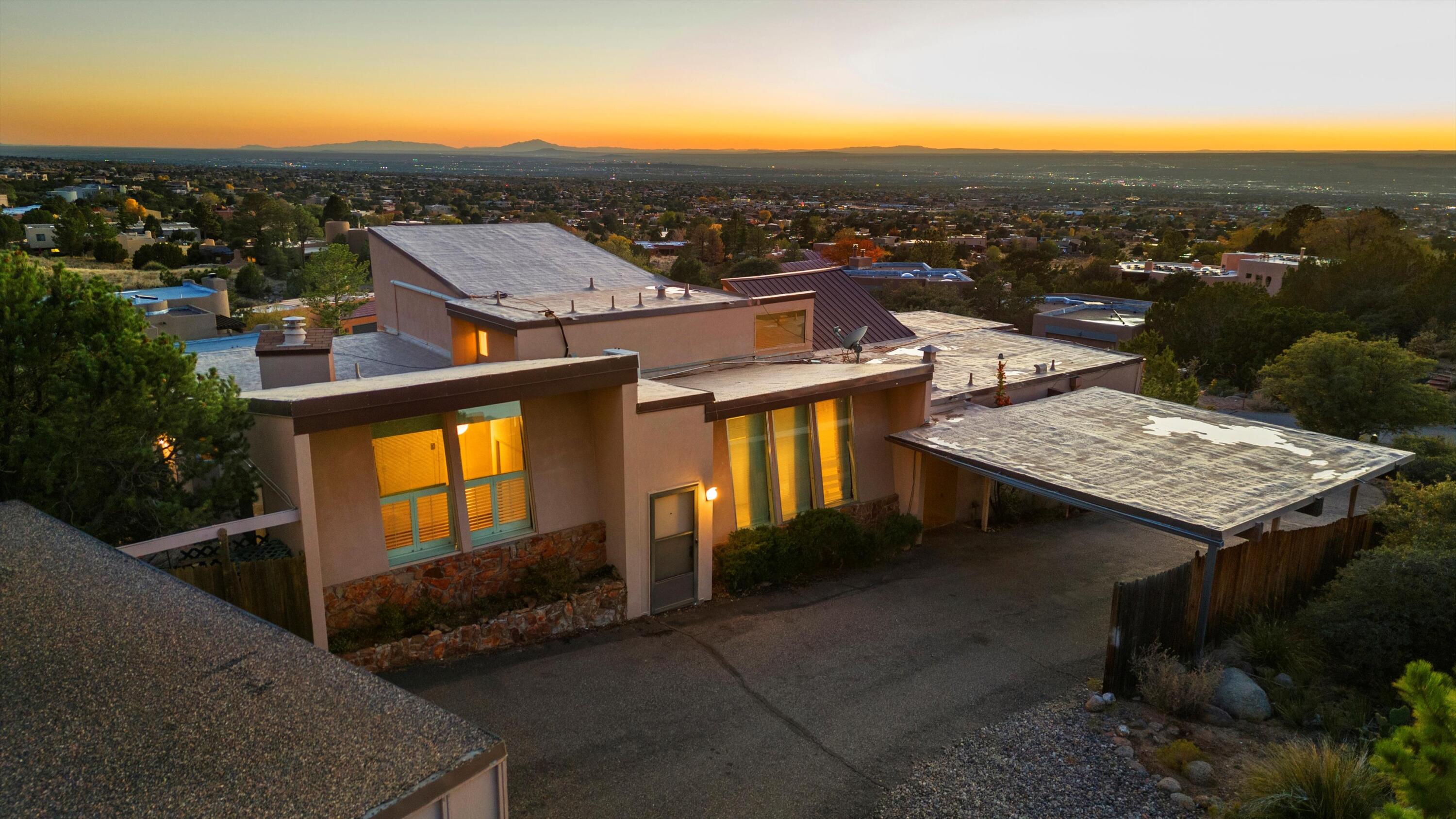 63 Pinon Hill Place, Albuquerque, New Mexico image 3