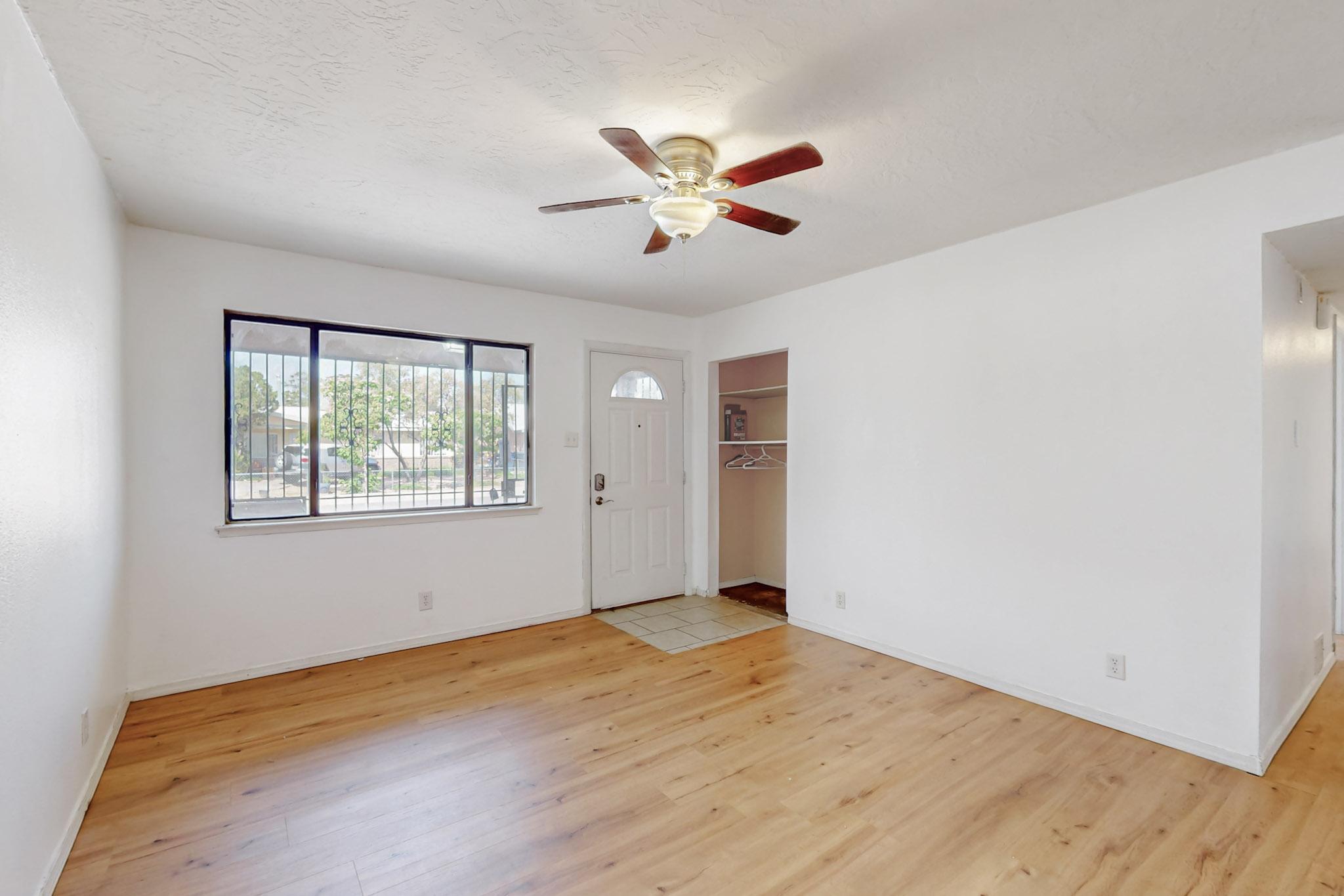 524 Dolores Drive, Albuquerque, New Mexico image 5